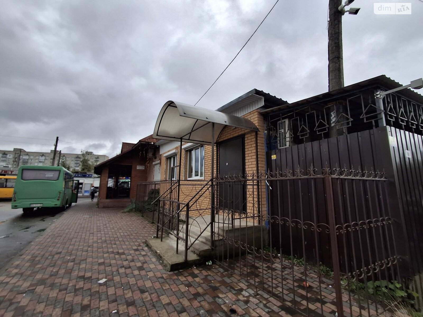 Коммерческое помещение в Вишневом, Железнодорожная улица, цена: продажи 84 000 долларов за объект фото 1 Коммерческое помещение в Вишневом, Железнодорожная улица, цена продажи: 84 000 долларов за объект фото 1