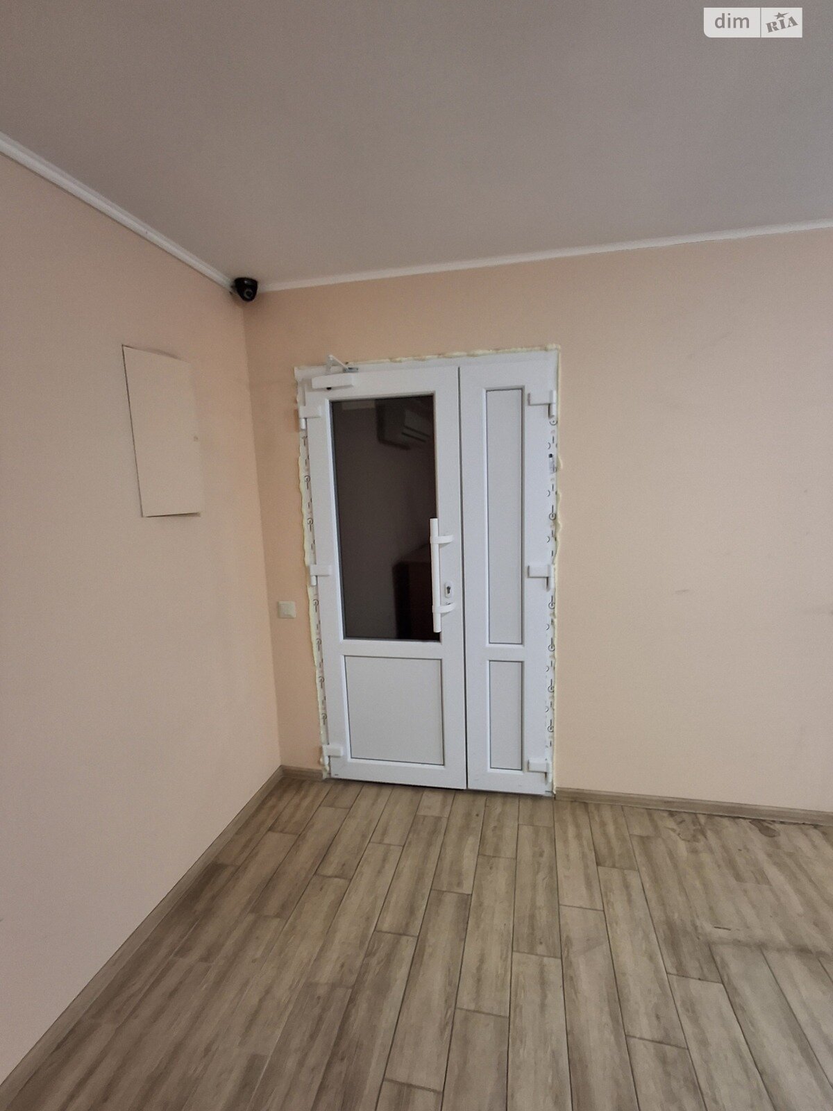 Коммерческое помещение в Вишневом, Железнодорожная улица, цена: продажи 84 000 долларов за объект фото 1 Коммерческое помещение в Вишневом, Железнодорожная улица, цена продажи: 84 000 долларов за объект фото 1