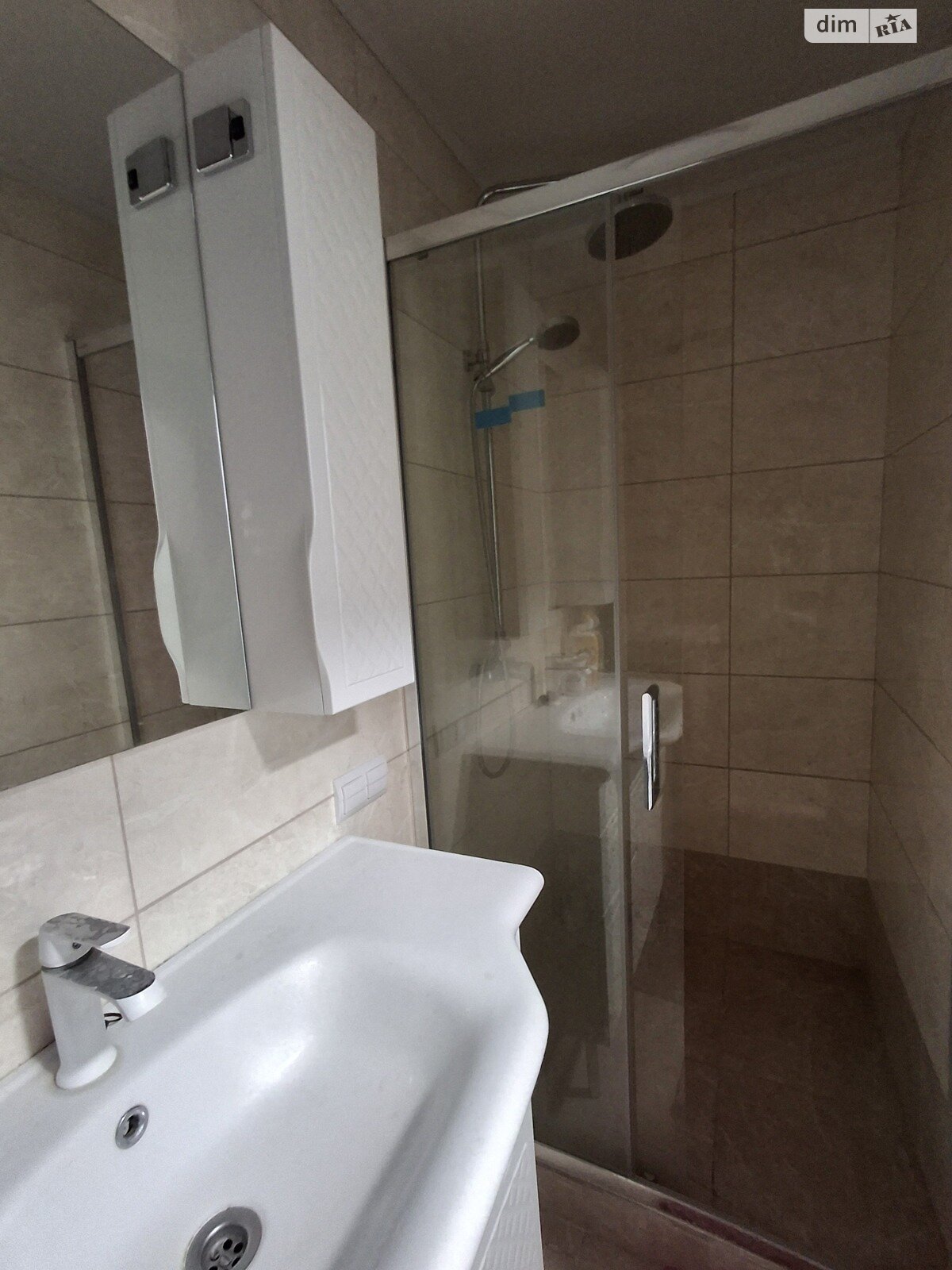 Коммерческое помещение в Вишневом, Железнодорожная улица, цена: продажи 84 000 долларов за объект фото 1 Коммерческое помещение в Вишневом, Железнодорожная улица, цена продажи: 84 000 долларов за объект фото 1