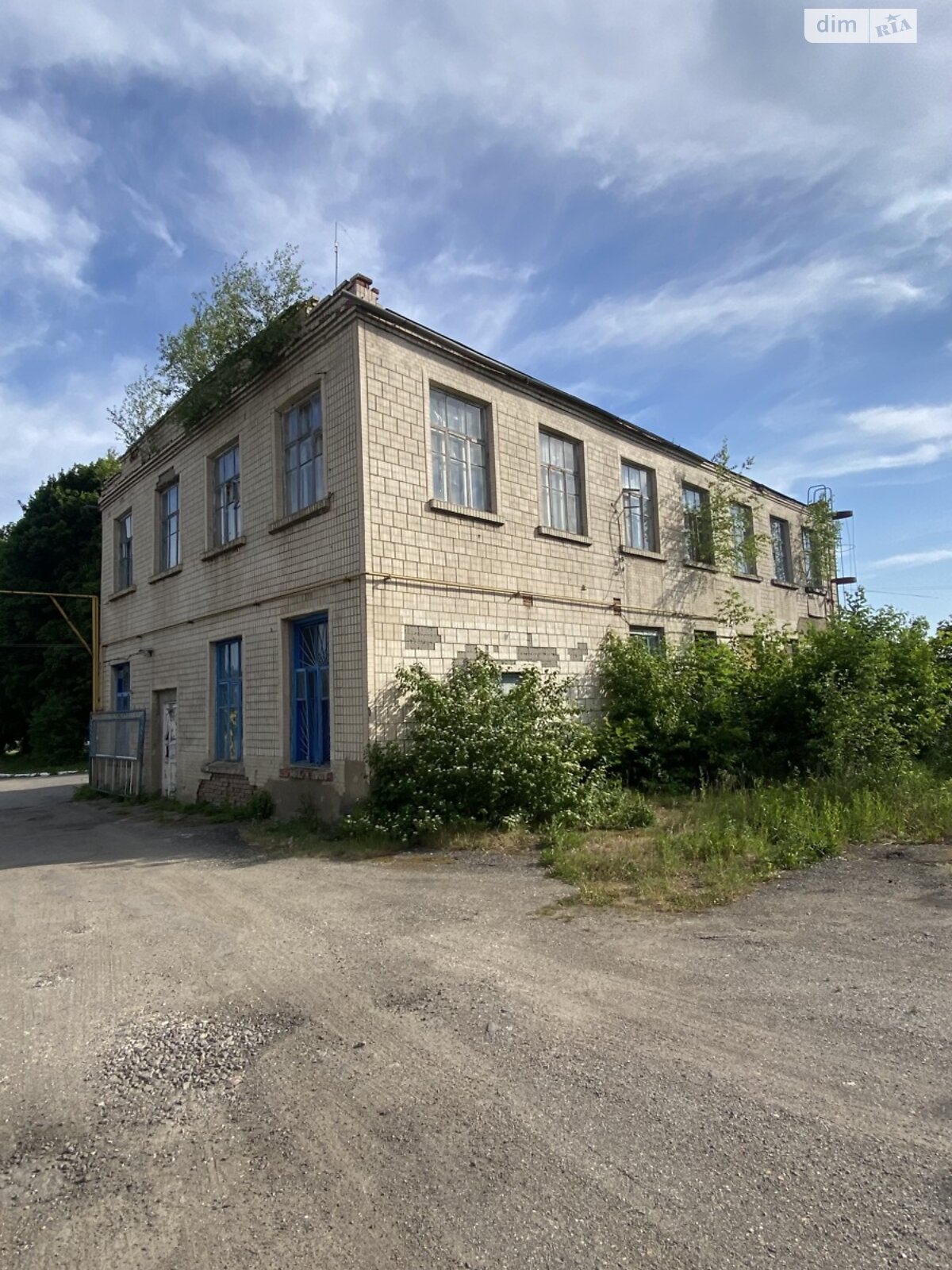 Комерційне приміщення в Вороновиці, Молодіжна вулиця, ціна продажу: 26 000 доларів за об’єкт фото 1 Комерційне приміщення в Вороновиці, Молодіжна вулиця, ціна продажу: 26 000 доларів за об’єкт фото 1