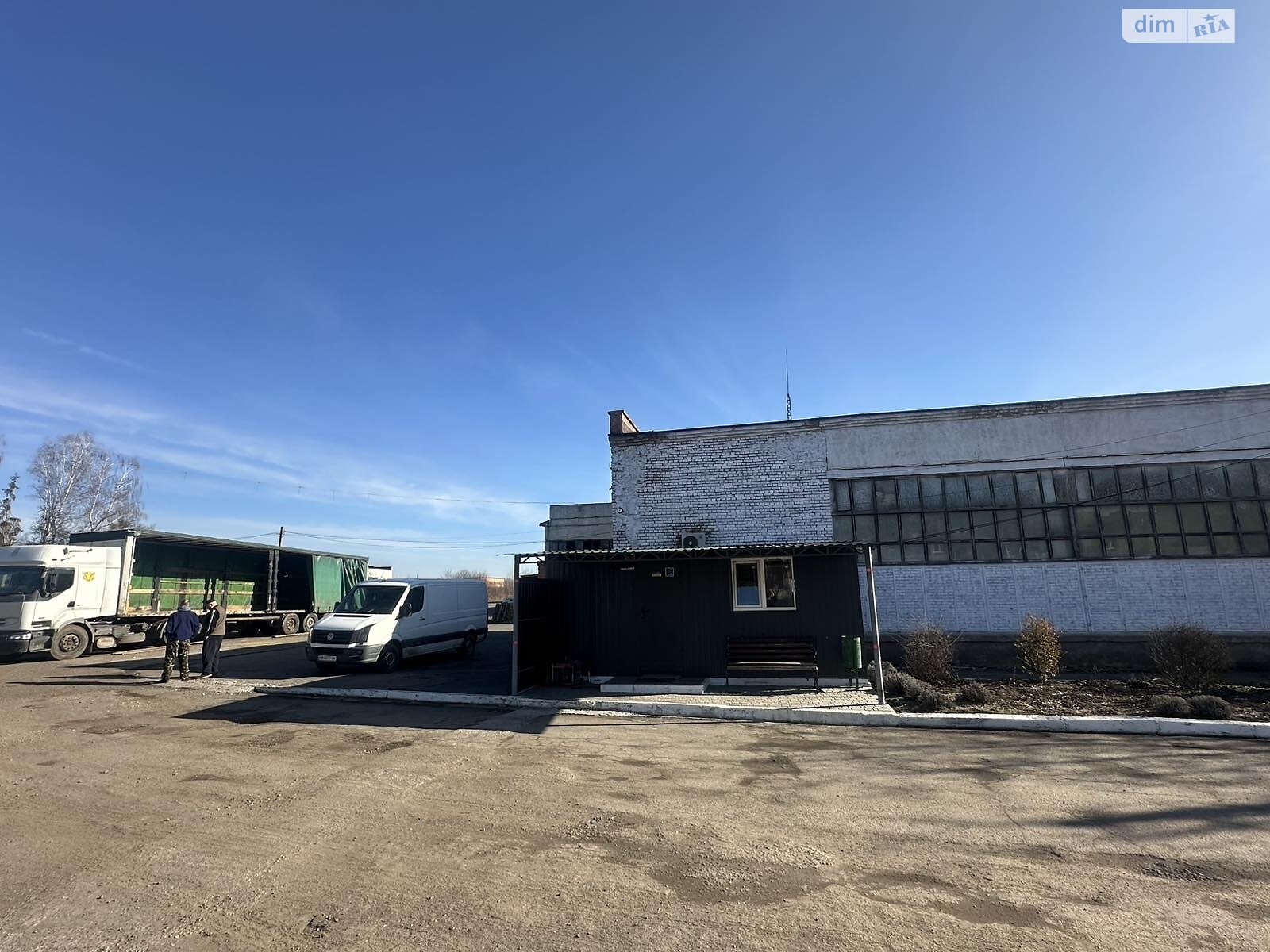 Комерційне приміщення в Вороновиці, вул. Молодіжна, ціна продажу: 307 000 доларів за об’єкт фото 1 Комерційне приміщення в Вороновиці, вул. Молодіжна, ціна продажу: 307 000 доларів за об’єкт фото 1