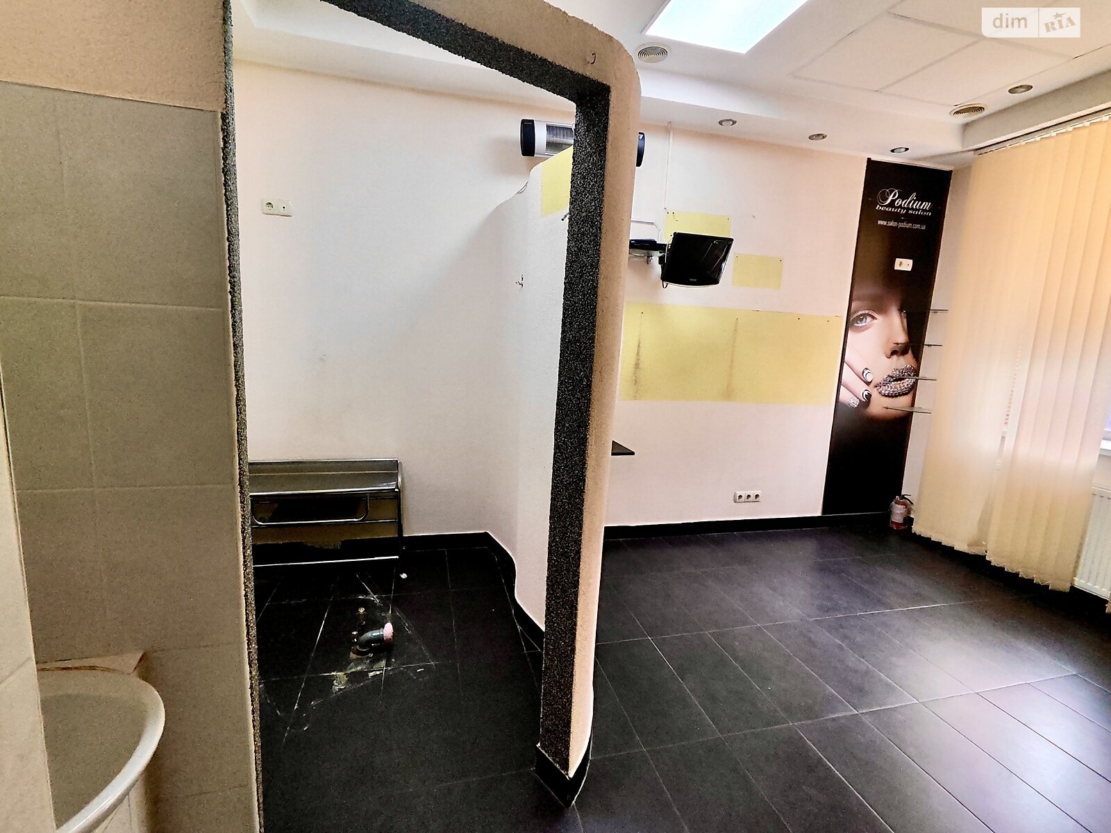 Коммерческое помещение в Вышгороде, продажа по Шевченко площадь 3, район Вышгород, цена: 65 900 долларов за объект фото 1 Коммерческое помещение в Вышгороде, продажа по Шевченко площадь 3, район Вышгород, цена: 65 900 долларов за объект фото 1