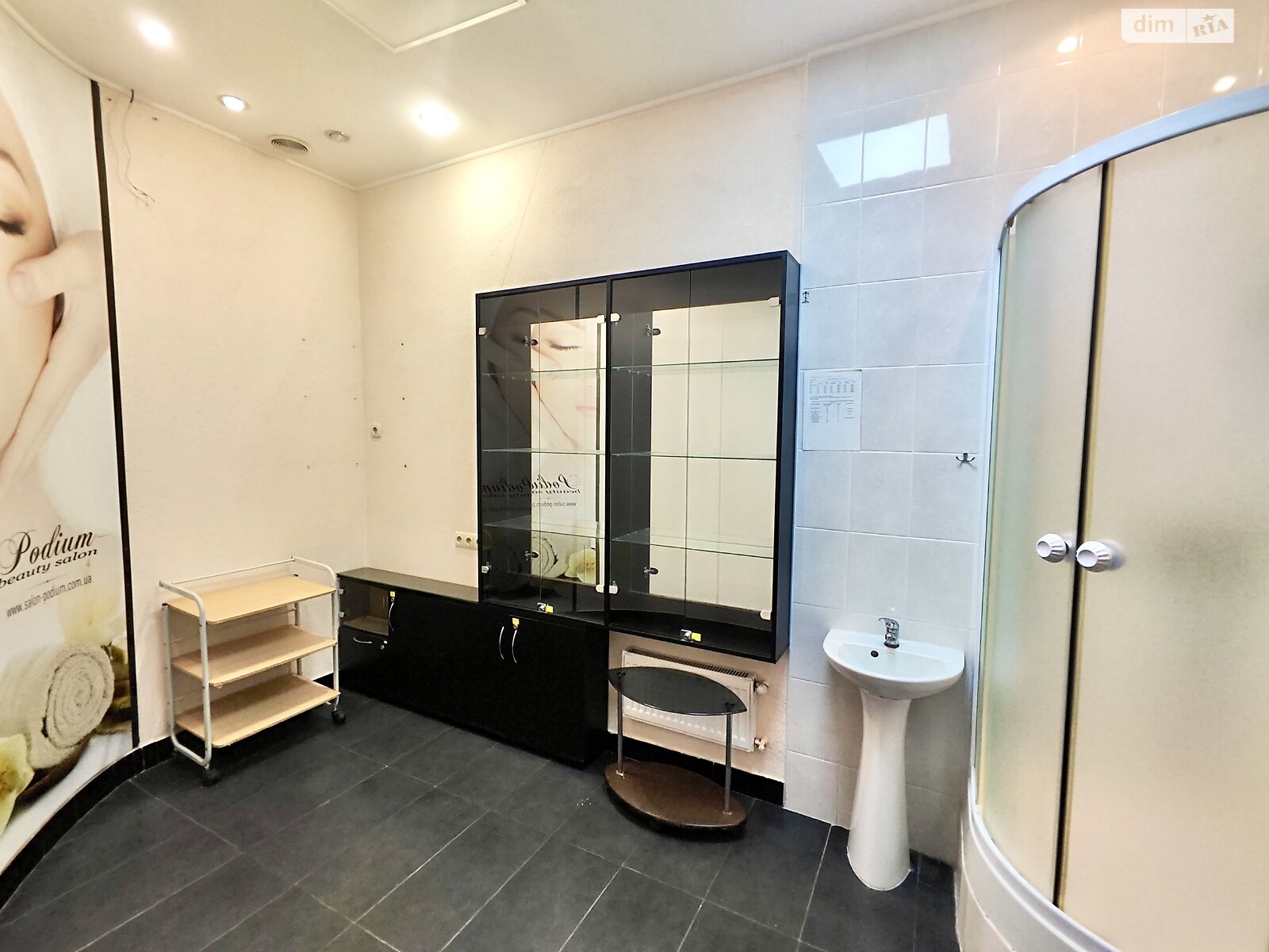 Коммерческое помещение в Вышгороде, продажа по Шевченко площадь 3, район Вышгород, цена: 65 900 долларов за объект фото 1 Коммерческое помещение в Вышгороде, продажа по Шевченко площадь 3, район Вышгород, цена: 65 900 долларов за объект фото 1