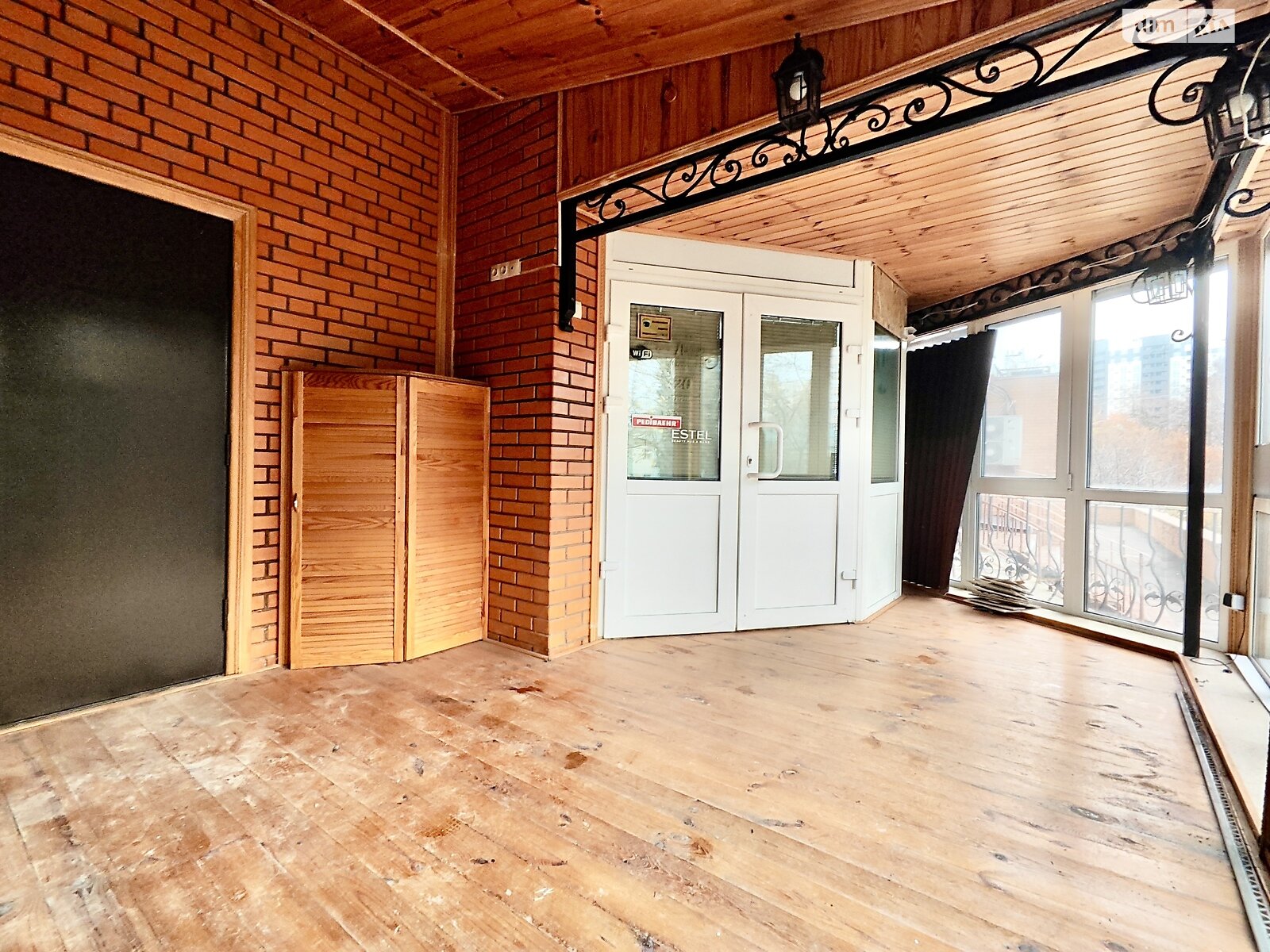 Коммерческое помещение в Вышгороде, продажа по Шевченко площадь 3, район Вышгород, цена: 65 900 долларов за объект фото 1 Коммерческое помещение в Вышгороде, продажа по Шевченко площадь 3, район Вышгород, цена: 65 900 долларов за объект фото 1