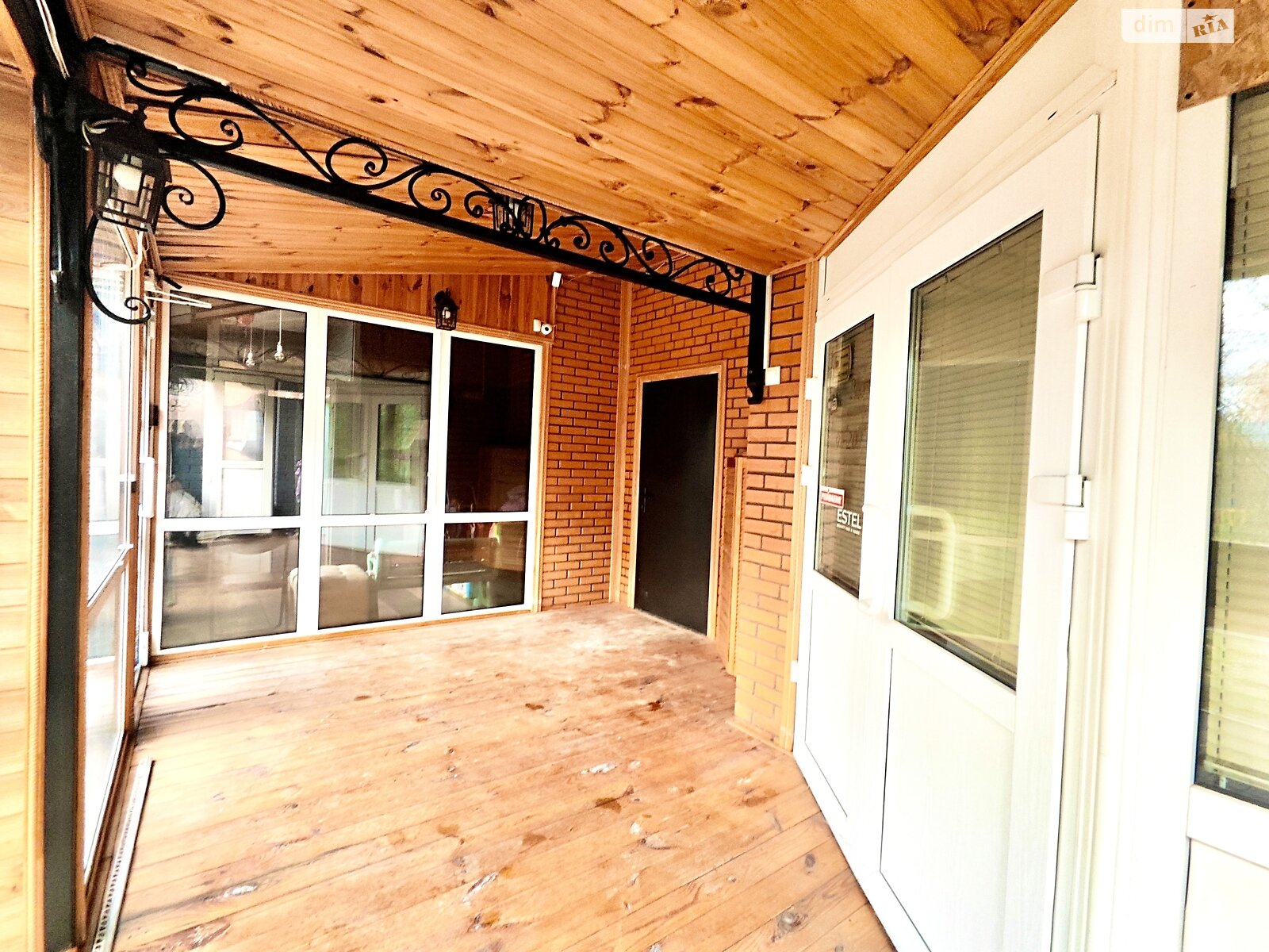 Коммерческое помещение в Вышгороде, продажа по Шевченко площадь 3, район Вышгород, цена: 65 900 долларов за объект фото 1 Коммерческое помещение в Вышгороде, продажа по Шевченко площадь 3, район Вышгород, цена: 65 900 долларов за объект фото 1