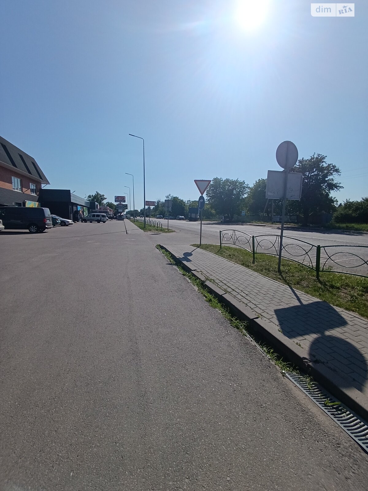 Коммерческое помещение в Высоком, продажа по Ощепочная улица, цена: 250 000 долларов за объект фото 1 Коммерческое помещение в Высоком, продажа по Ощепочная улица, цена: 250 000 долларов за объект фото 1