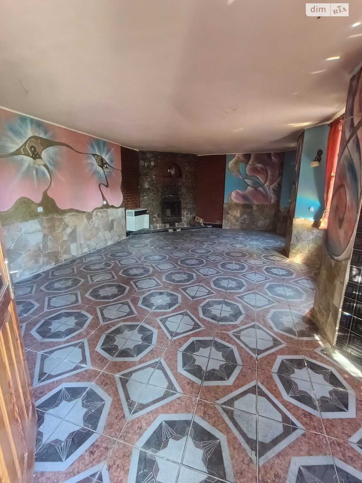 Коммерческое помещение в Высоком, продажа по Ощепочная улица, цена: 250 000 долларов за объект фото 1 Коммерческое помещение в Высоком, продажа по Ощепочная улица, цена: 250 000 долларов за объект фото 1