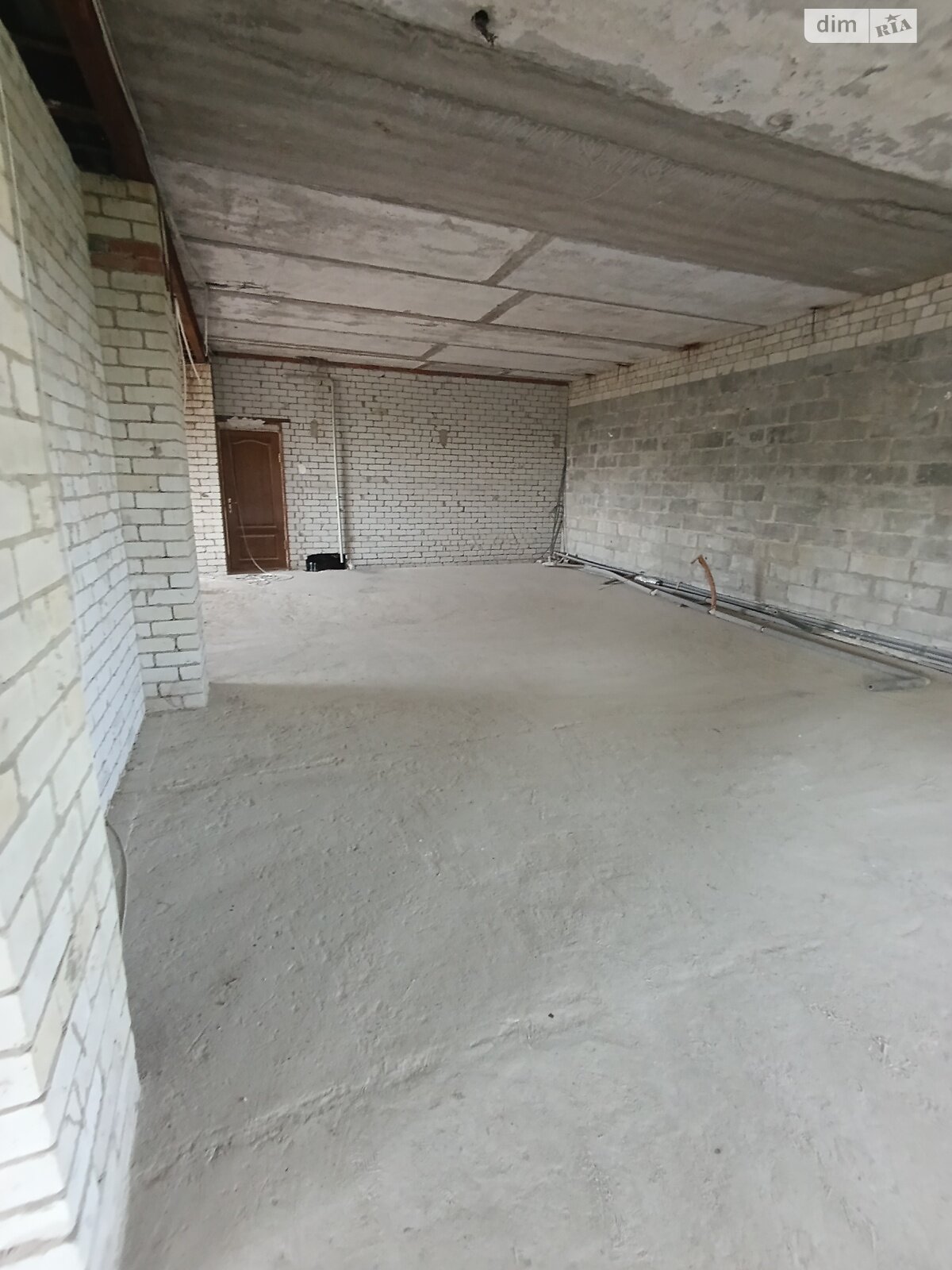 Коммерческое помещение в Высоком, продажа по Ощепочная улица, цена: 250 000 долларов за объект фото 1 Коммерческое помещение в Высоком, продажа по Ощепочная улица, цена: 250 000 долларов за объект фото 1