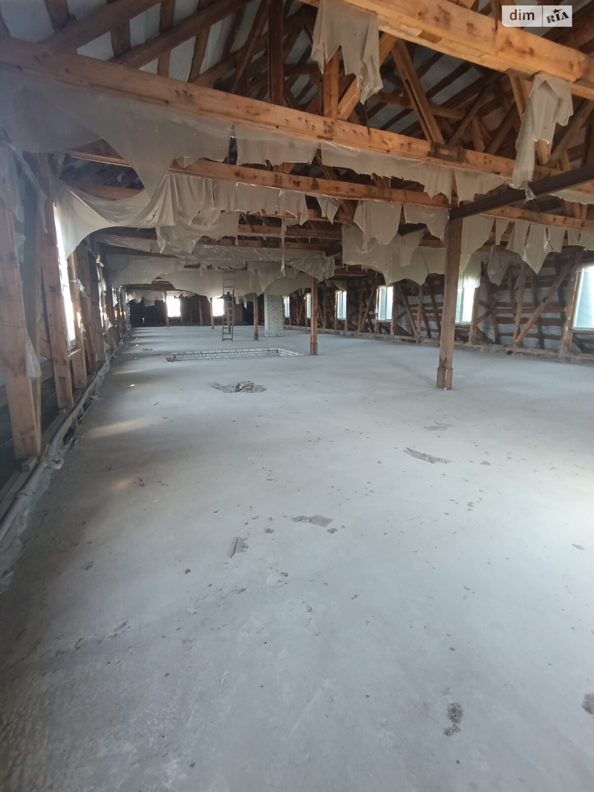 Коммерческое помещение в Высоком, продажа по Ощепочная улица, цена: 250 000 долларов за объект фото 1 Коммерческое помещение в Высоком, продажа по Ощепочная улица, цена: 250 000 долларов за объект фото 1