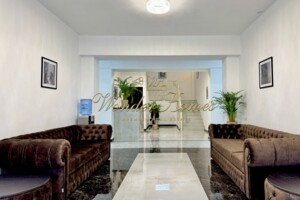 Коммерческое помещение в Яремче, Ивана Франко улица 2, цена продажи: 2 500 000 долларов за объект фото 2