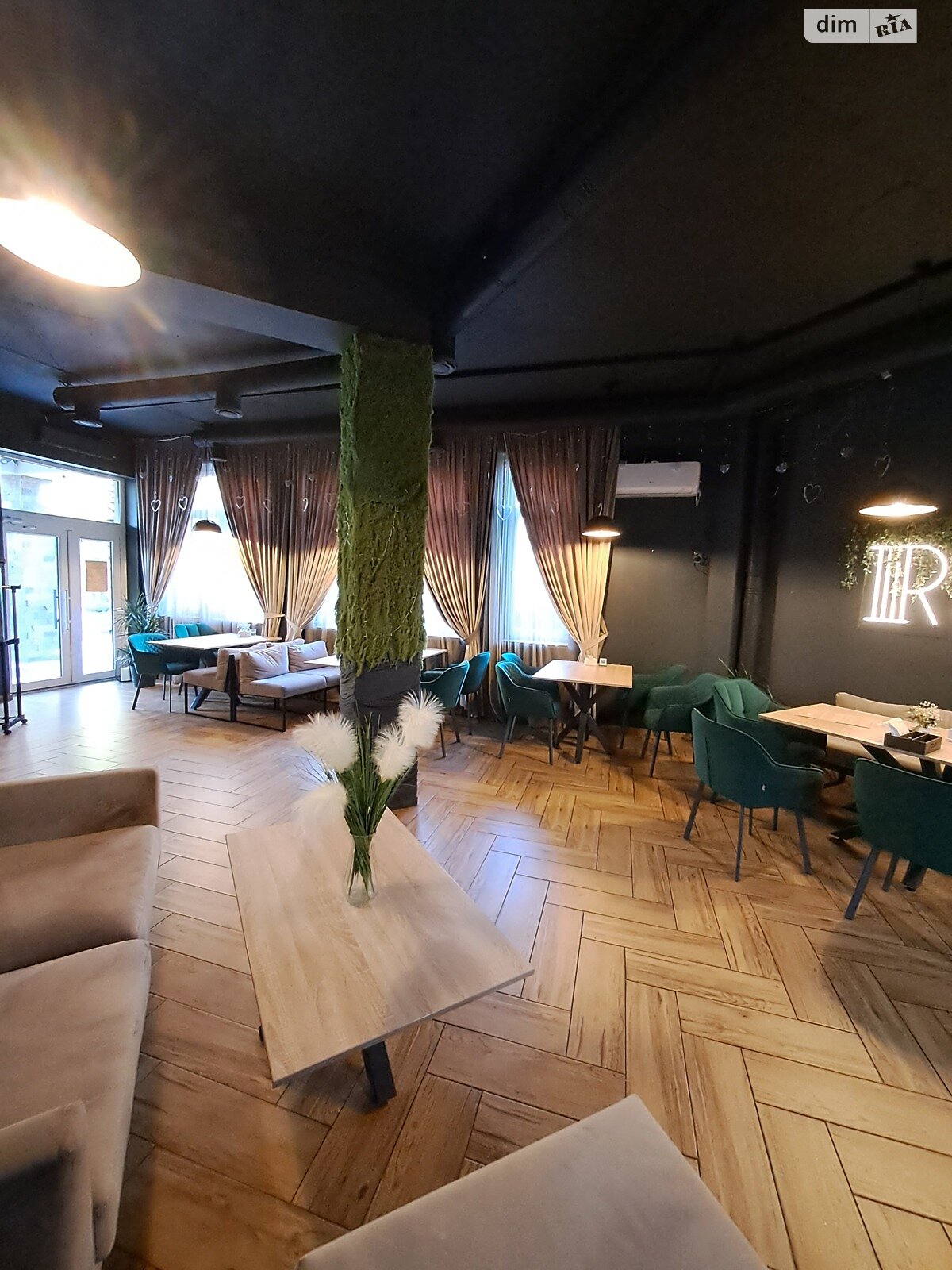 Коммерческое помещение в Севериновке, Богдана Хмельницкого улица 2, цена продажи: 1 020 000 долларов за объект фото 1