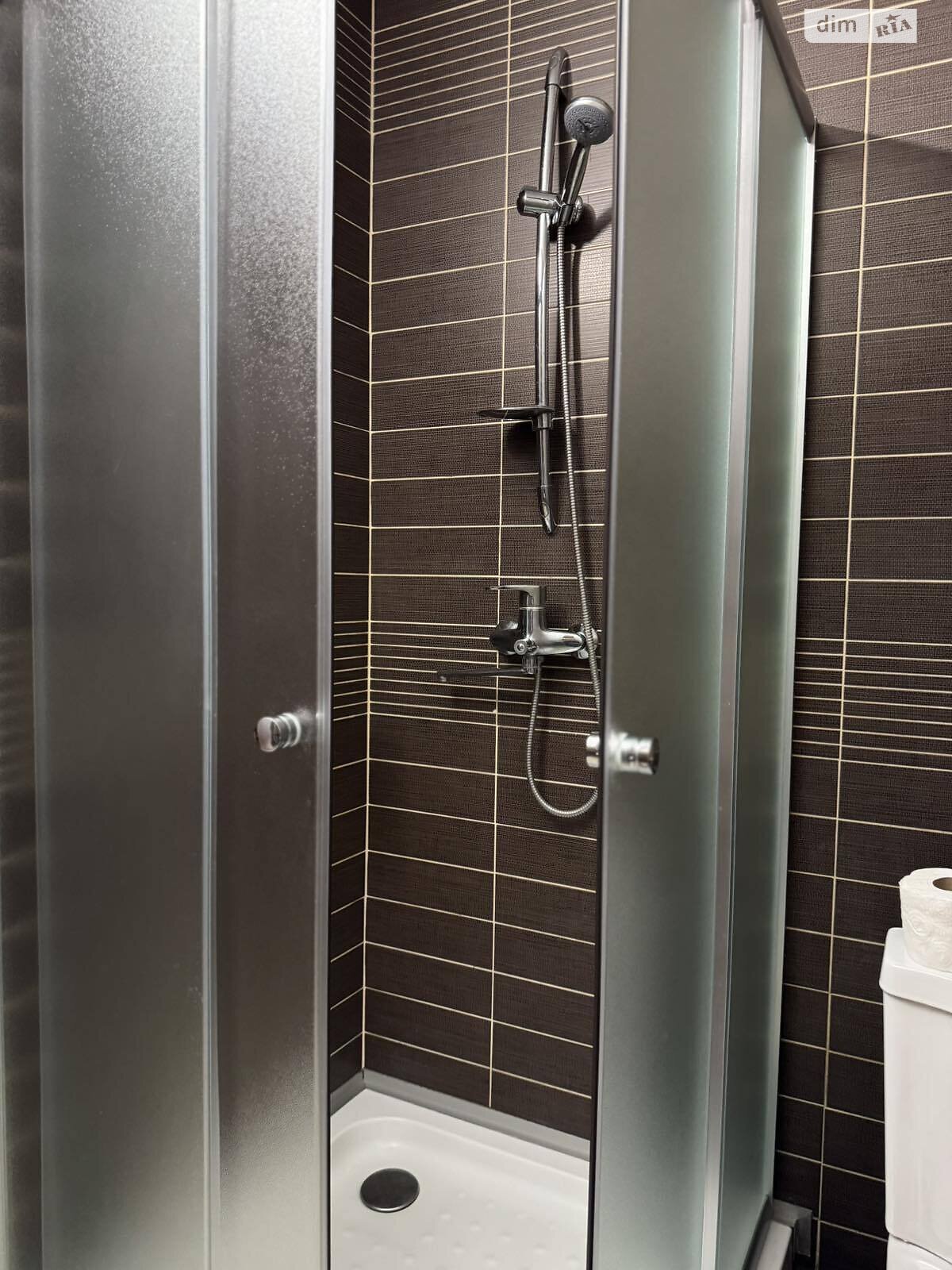 Коммерческое помещение в Севериновке, Богдана Хмельницкого улица 2, цена продажи: 1 020 000 долларов за объект фото 1