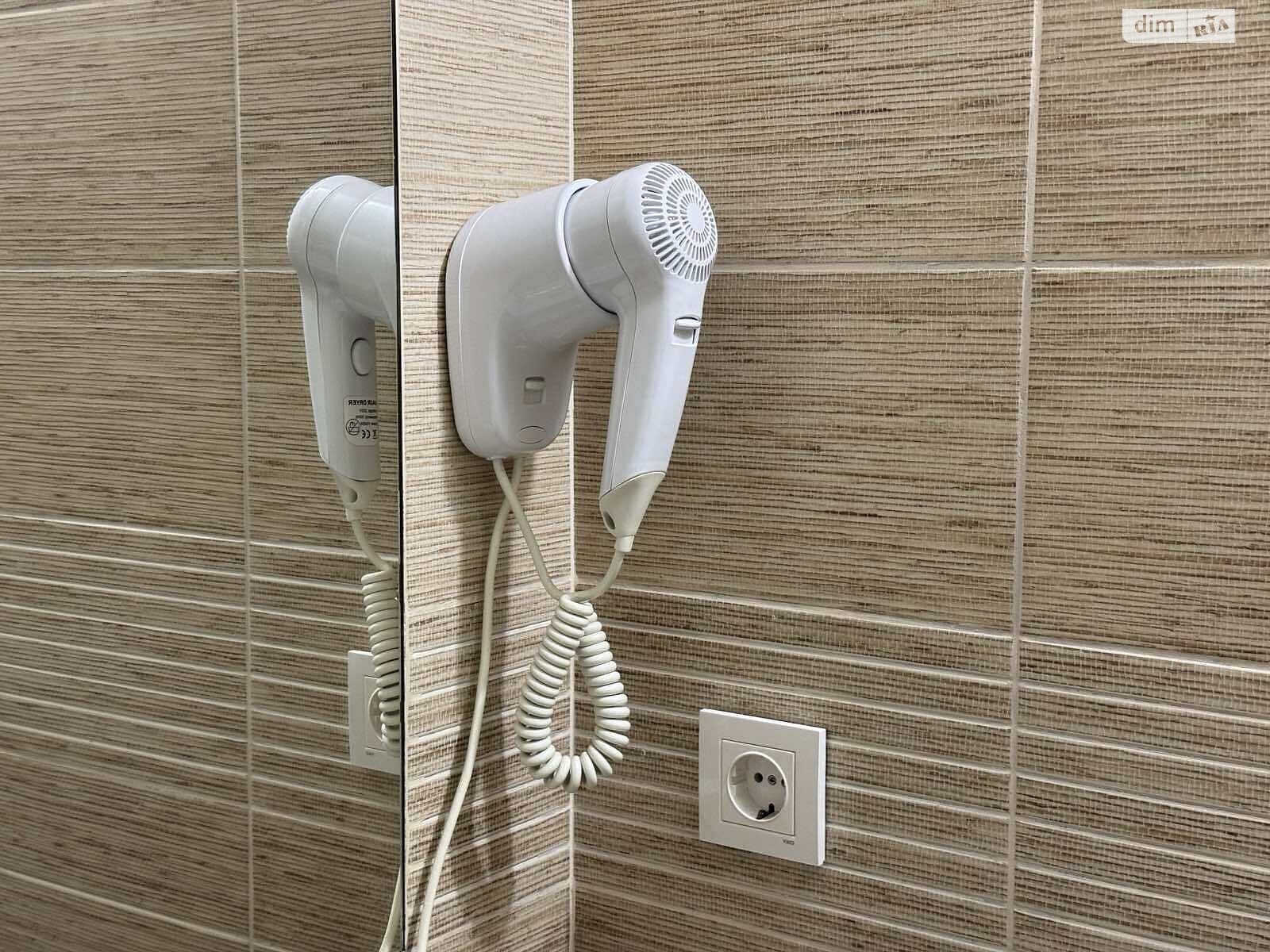 Коммерческое помещение в Севериновке, Богдана Хмельницкого улица 2, цена продажи: 1 020 000 долларов за объект фото 1