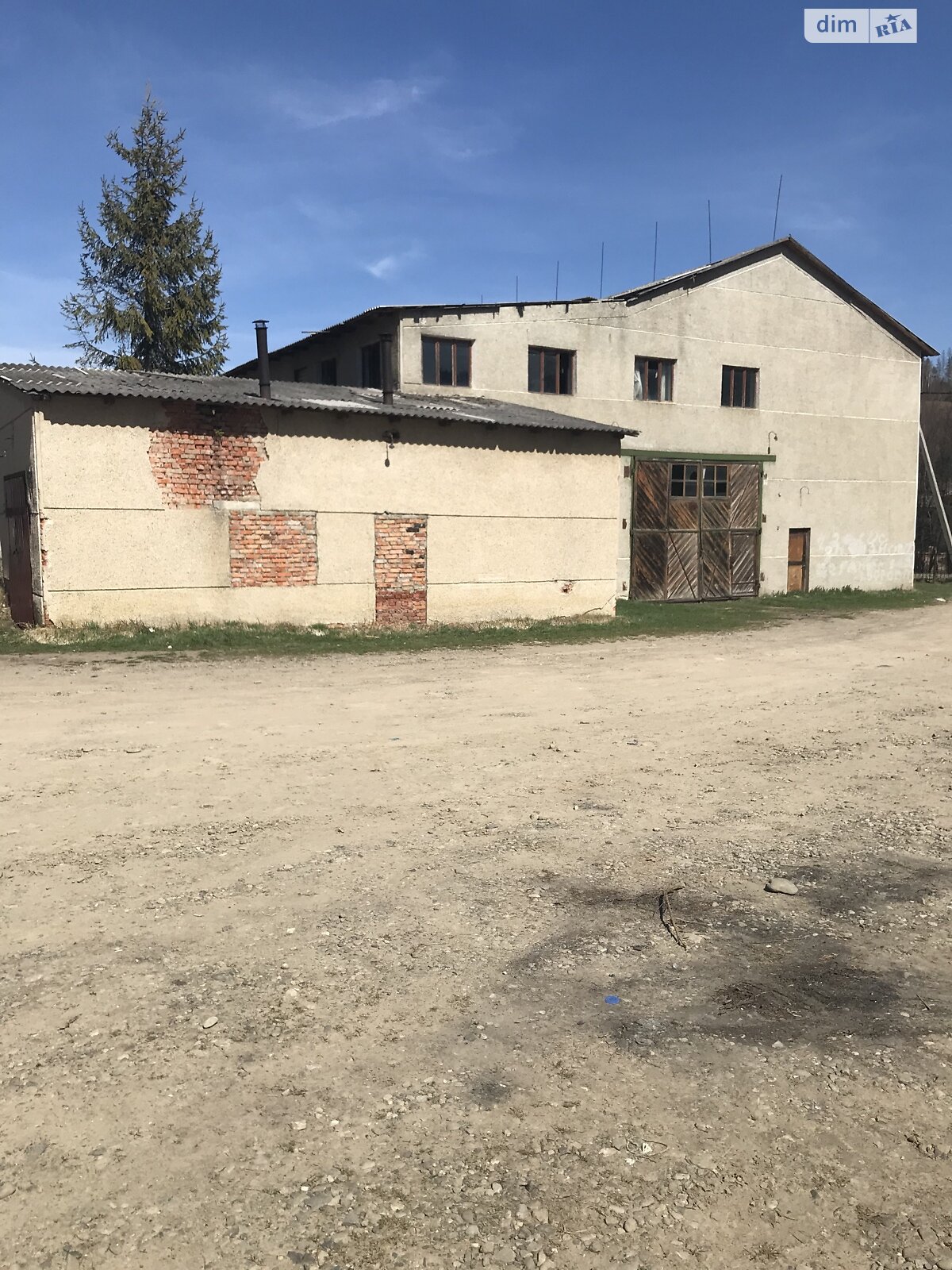 Коммерческое помещение в Яворове, Петруші, цена: продажи 350 000 долларов за объект фото 1 Коммерческое помещение в Яворове, Петруші, цена продажи: 350 000 долларов за объект фото 1