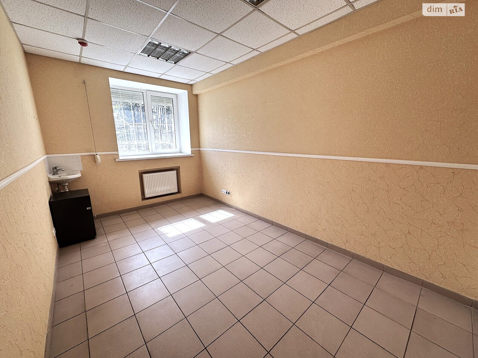 Комерційне приміщення в Юрівці, Тараса Шевченка вулиця, ціна продажу: 50 000 доларів за об’єкт фото 1 Комерційне приміщення в Юрівці, Тараса Шевченка вулиця, ціна продажу: 50 000 доларів за об’єкт фото 1