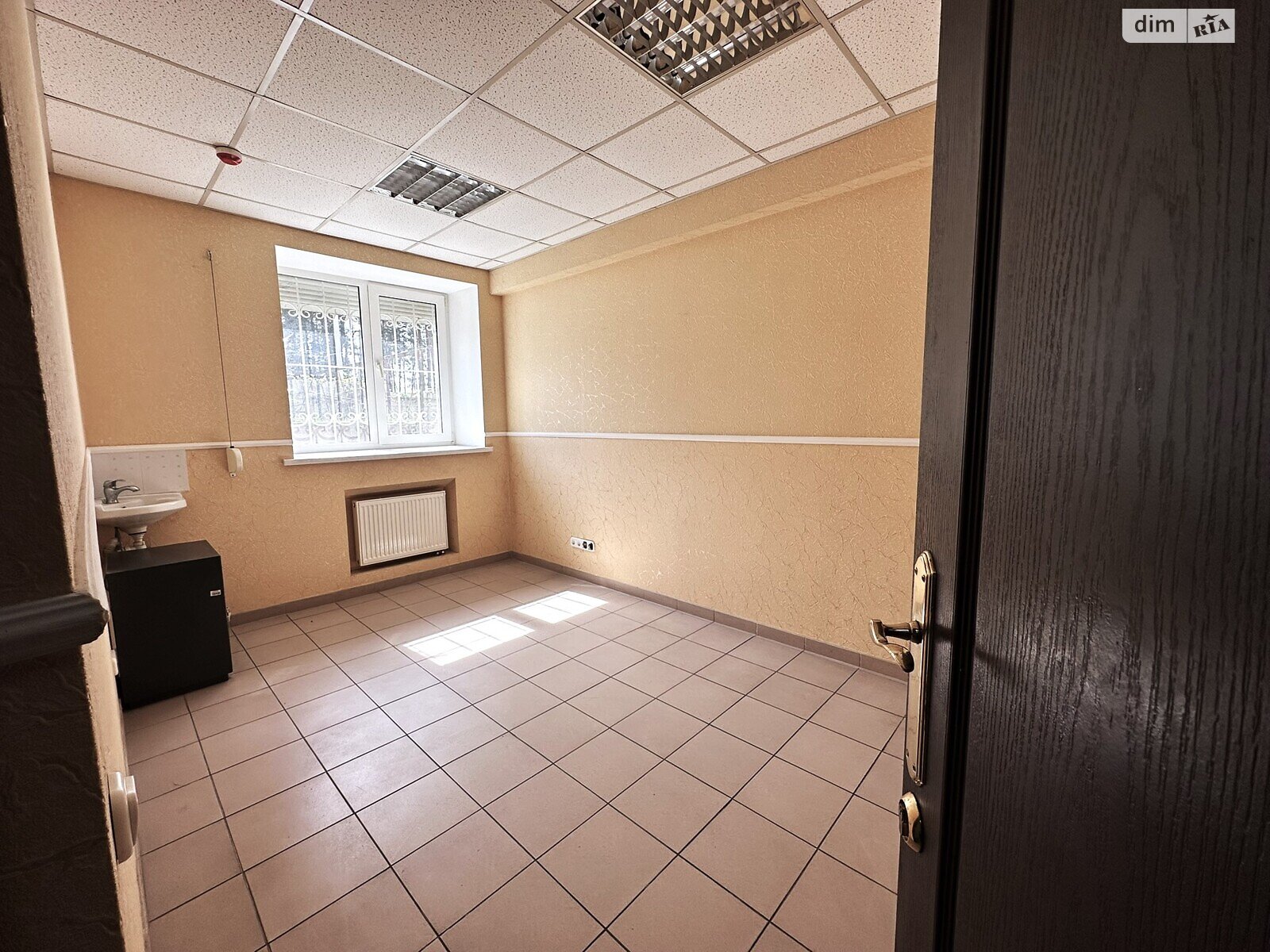 Комерційне приміщення в Юрівці, Тараса Шевченка вулиця, ціна продажу: 50 000 доларів за об’єкт фото 1 Комерційне приміщення в Юрівці, Тараса Шевченка вулиця, ціна продажу: 50 000 доларів за об’єкт фото 1