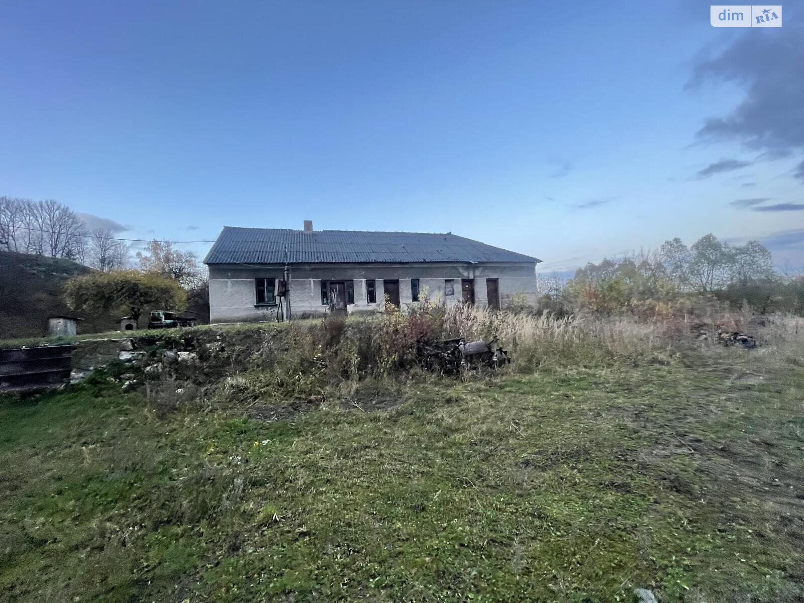 Коммерческое помещение в Заложцах, Набережная улица, цена продажи: 400 000 долларов за объект фото 1