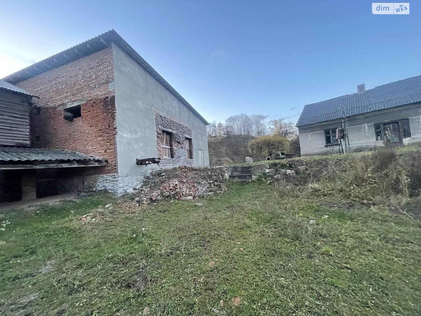 Коммерческое помещение в Заложцах, Набережная улица, цена продажи: 400 000 долларов за объект фото 1