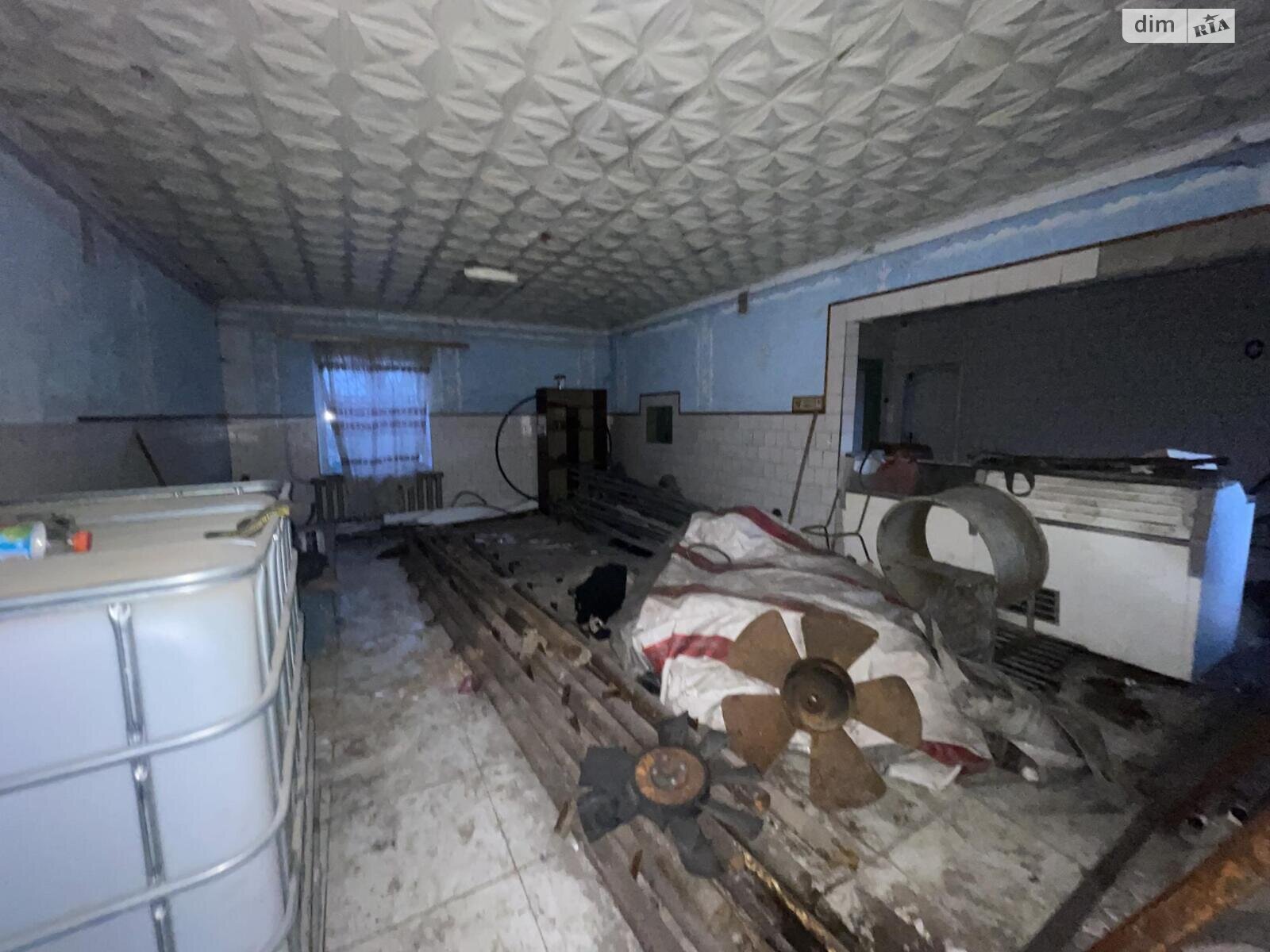 Коммерческое помещение в Заложцах, Набережная улица, цена продажи: 400 000 долларов за объект фото 1