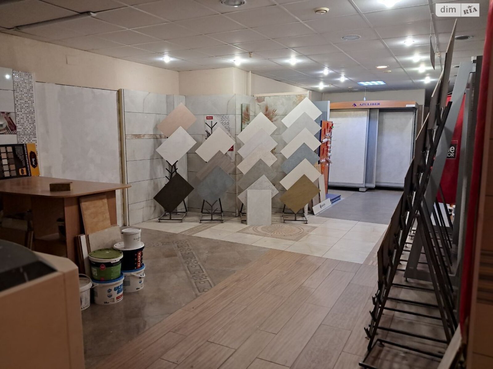 Коммерческое помещение в Запорожье, продажа по Казачья улица 7А, район Александровский (Жовтневый), цена: 260 000 долларов за объект фото 1 Коммерческое помещение в Запорожье, продажа по Казачья улица 7А, район Александровский (Жовтневый), цена: 260 000 долларов за объект фото 1