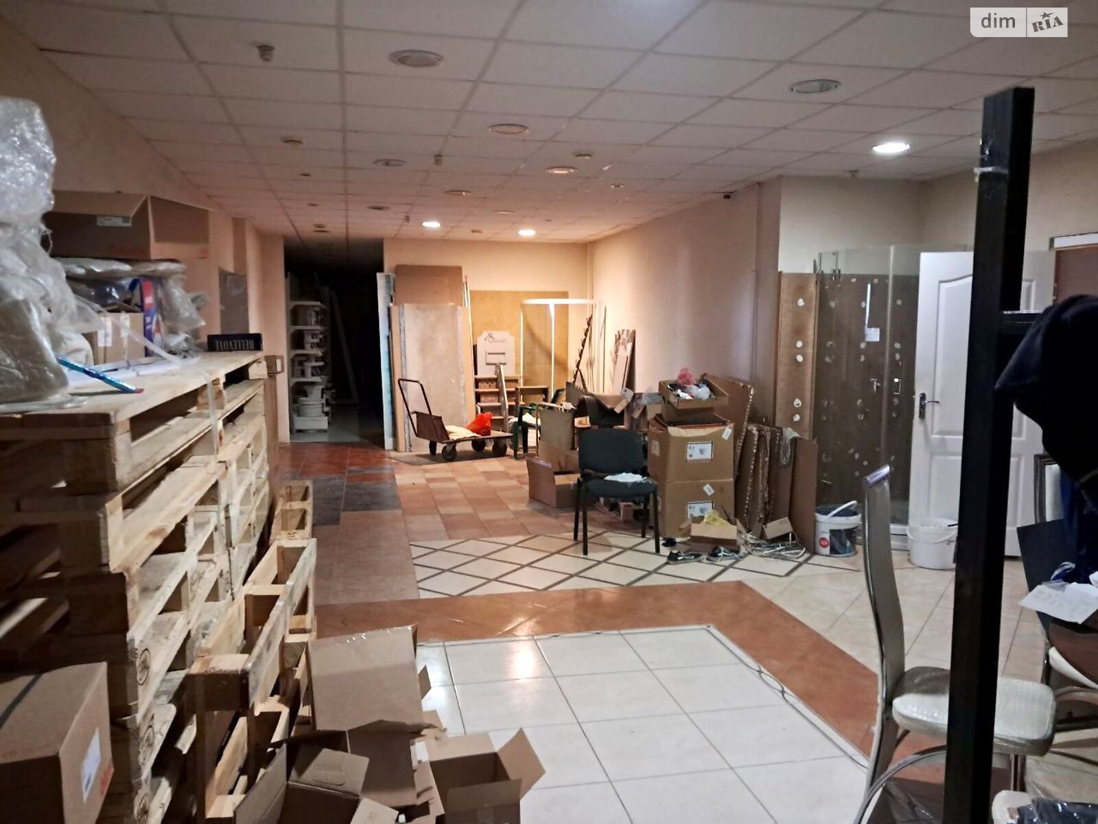 Коммерческое помещение в Запорожье, продажа по Казачья улица 7А, район Александровский (Жовтневый), цена: 260 000 долларов за объект фото 1 Коммерческое помещение в Запорожье, продажа по Казачья улица 7А, район Александровский (Жовтневый), цена: 260 000 долларов за объект фото 1