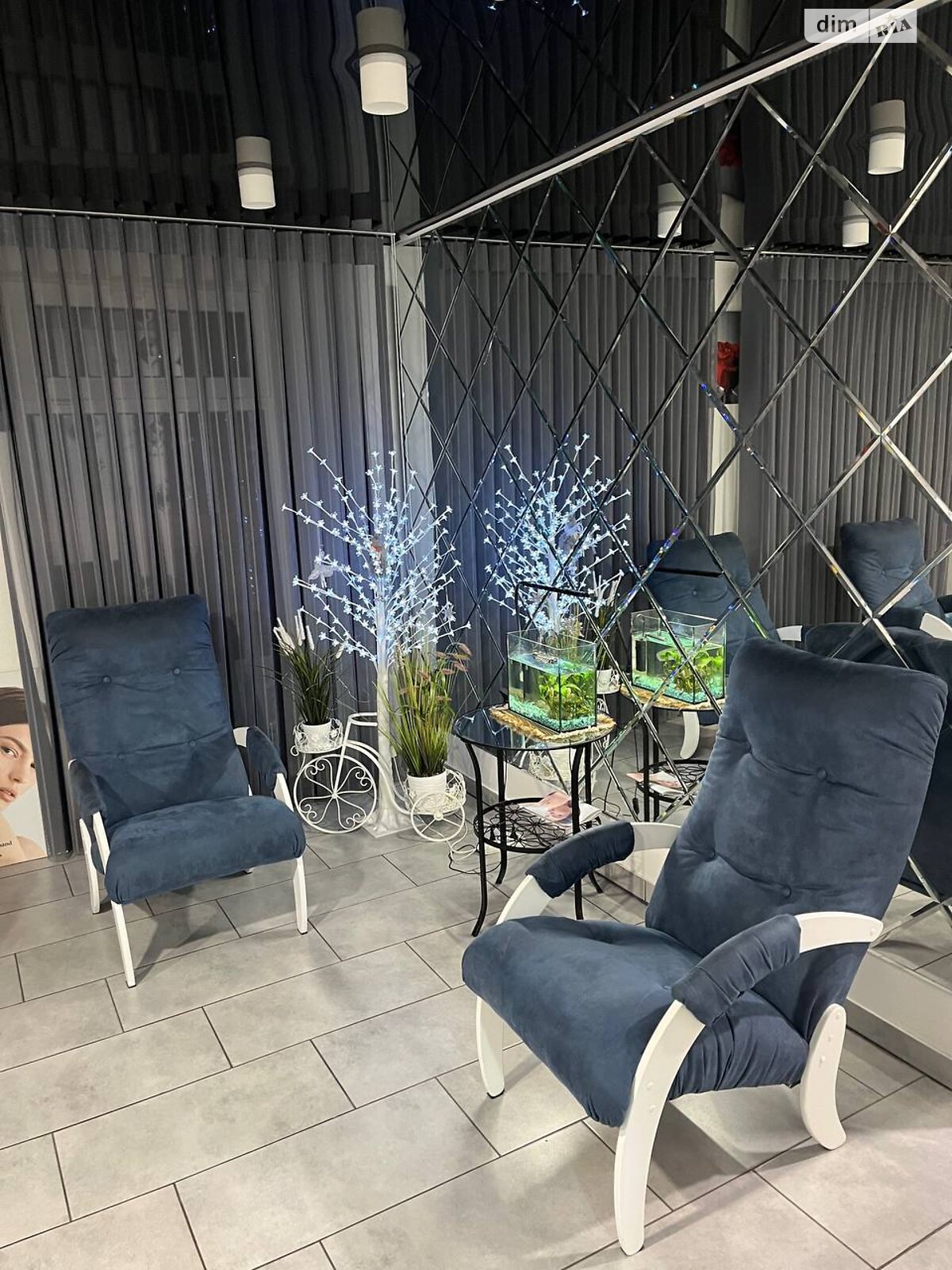 Комерційне приміщення в Запоріжжі, продаж по Василя Сергієнка (Задніпровська) вулиця, район Хортицький, ціна: 120 000 доларів за об’єкт фото 1