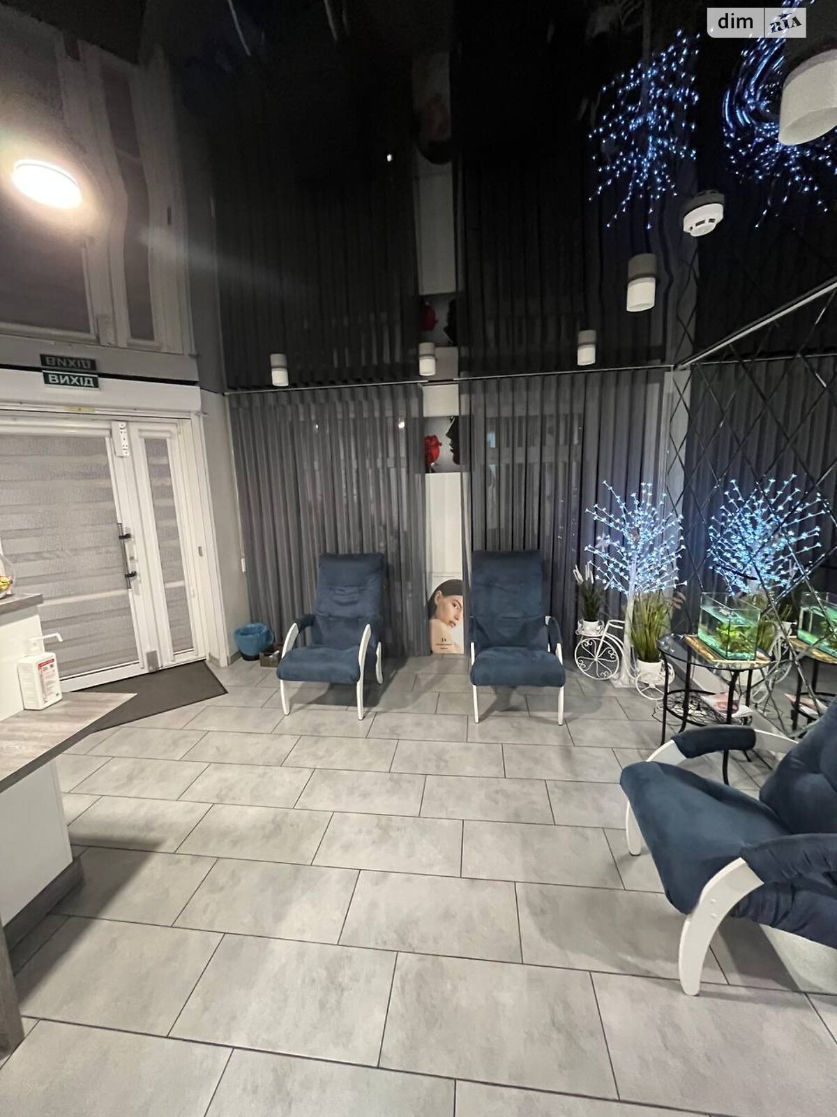 Комерційне приміщення в Запоріжжі, продаж по Василя Сергієнка (Задніпровська) вулиця, район Хортицький, ціна: 120 000 доларів за об’єкт фото 1