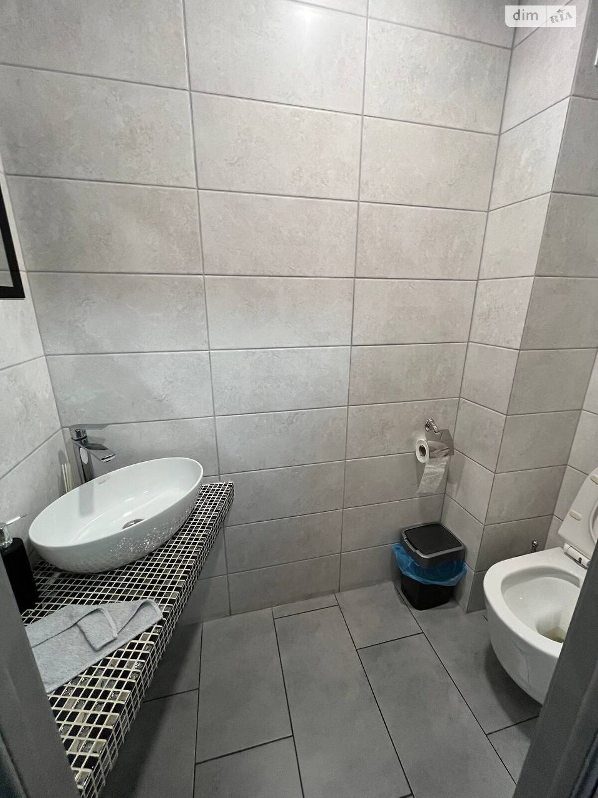 Комерційне приміщення в Запоріжжі, продаж по Василя Сергієнка (Задніпровська) вулиця, район Хортицький, ціна: 120 000 доларів за об’єкт фото 1