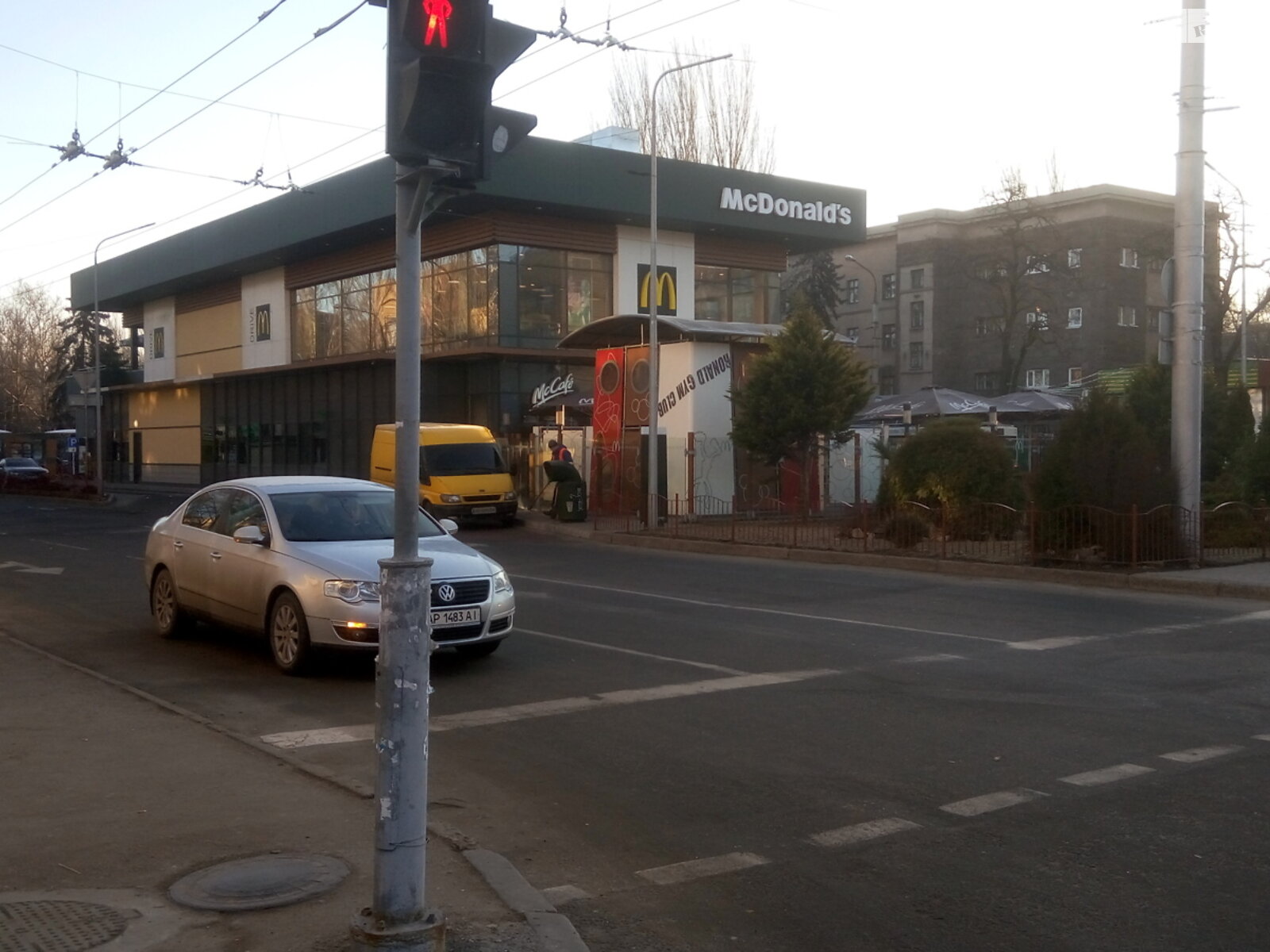 Комерційне приміщення в Запоріжжі, продаж по Соборний проспект 222, район Соцмісто, ціна: 9 000 доларів за об’єкт фото 1 Комерційне приміщення в Запоріжжі, продаж по Соборний проспект 222, район Соцмісто, ціна: 9 000 доларів за об’єкт фото 1