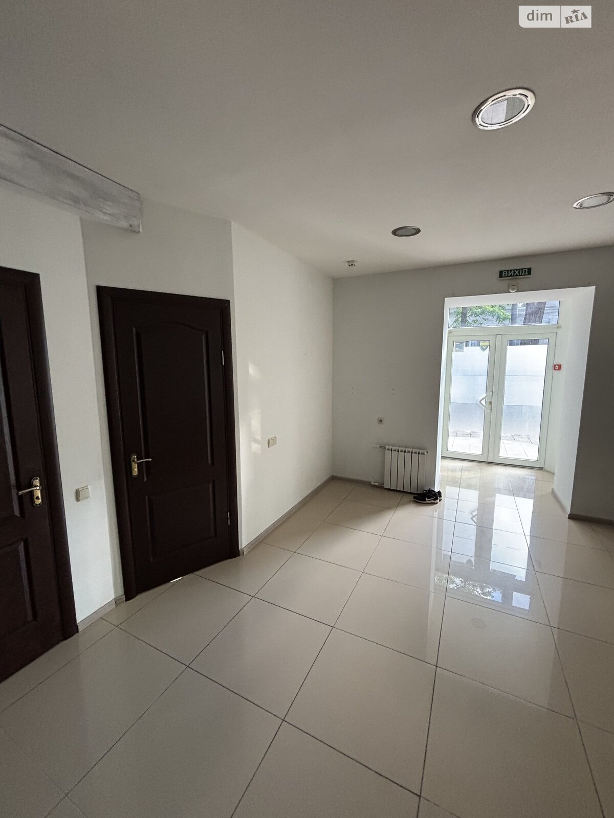 Комерційне приміщення в Запоріжжі, продаж по Патріотична вулиця, район Вознесенівський (Орджонікідзевський), ціна: 50 000 доларів за об’єкт фото 1 Комерційне приміщення в Запоріжжі, продаж по Патріотична вулиця, район Вознесенівський (Орджонікідзевський), ціна: 50 000 доларів за об’єкт фото 1