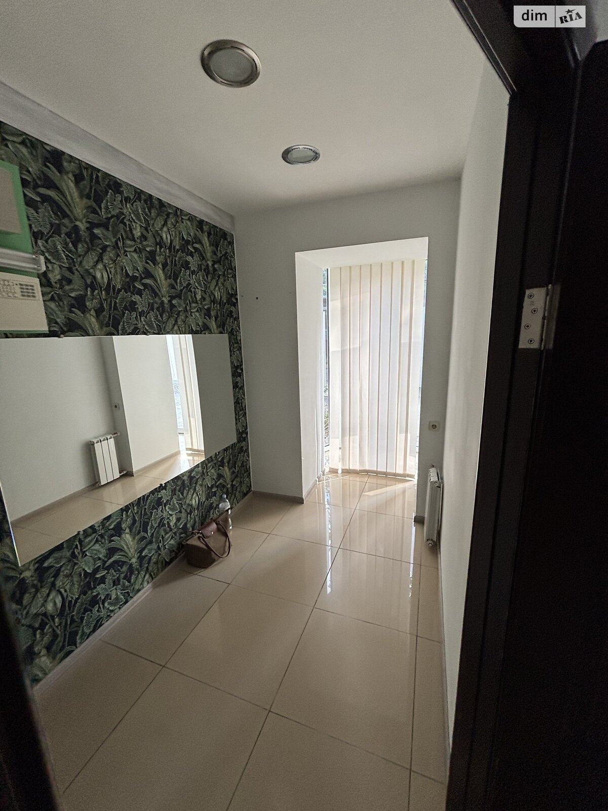 Комерційне приміщення в Запоріжжі, продаж по Патріотична вулиця, район Вознесенівський (Орджонікідзевський), ціна: 50 000 доларів за об’єкт фото 1 Комерційне приміщення в Запоріжжі, продаж по Патріотична вулиця, район Вознесенівський (Орджонікідзевський), ціна: 50 000 доларів за об’єкт фото 1