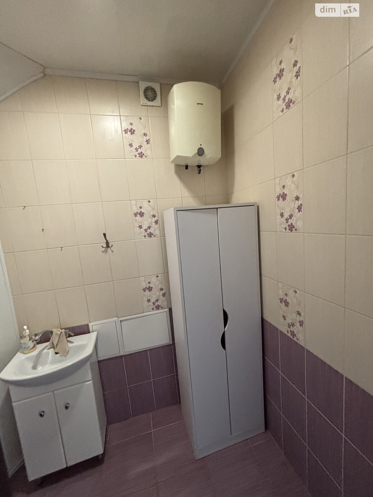 Комерційне приміщення в Запоріжжі, продаж по Патріотична вулиця, район Вознесенівський (Орджонікідзевський), ціна: 50 000 доларів за об’єкт фото 1 Комерційне приміщення в Запоріжжі, продаж по Патріотична вулиця, район Вознесенівський (Орджонікідзевський), ціна: 50 000 доларів за об’єкт фото 1