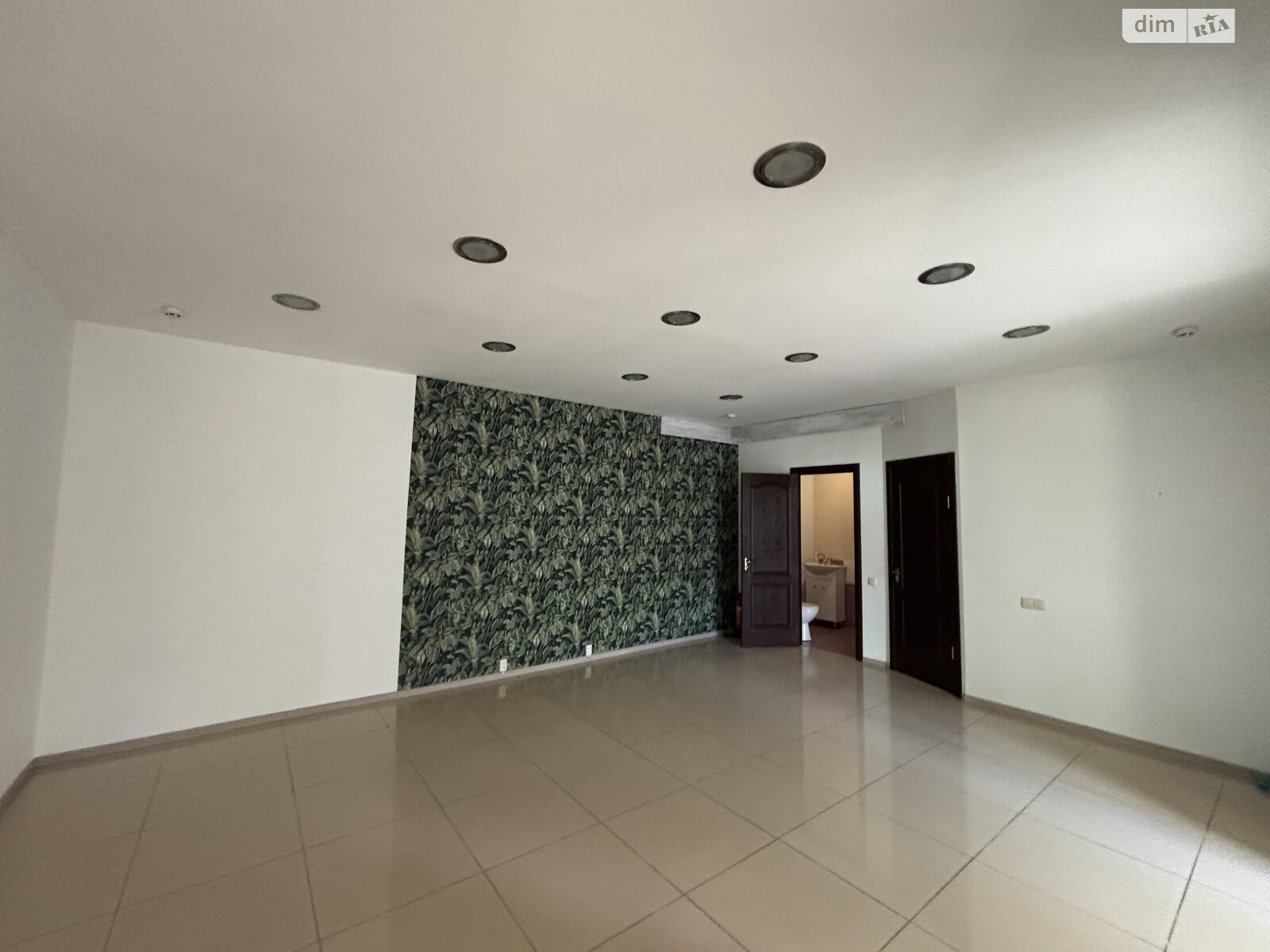 Комерційне приміщення в Запоріжжі, продаж по Патріотична вулиця, район Вознесенівський (Орджонікідзевський), ціна: 50 000 доларів за об’єкт фото 1 Комерційне приміщення в Запоріжжі, продаж по Патріотична вулиця, район Вознесенівський (Орджонікідзевський), ціна: 50 000 доларів за об’єкт фото 1