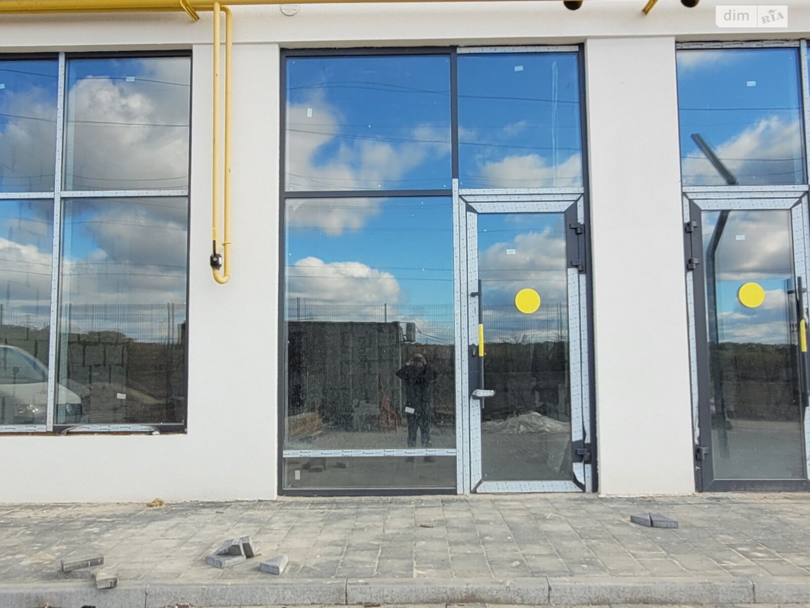 Коммерческое помещение в Зарванцах, Одесская улица 7 корпус 3, цена продажи: 89 300 долларов за объект фото 1