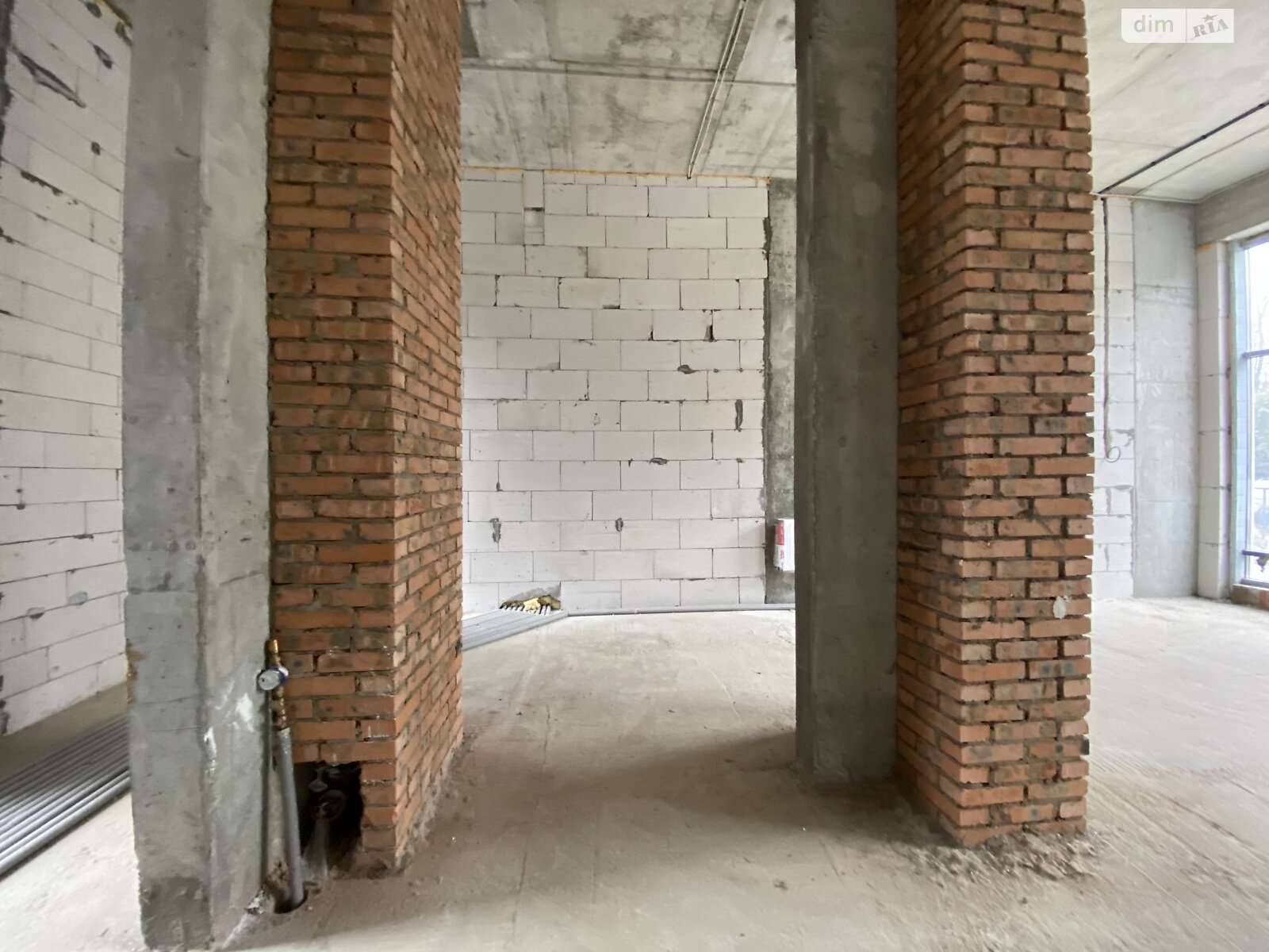 Коммерческое помещение в Зарванцах, Рыбацкая улица, цена: продажи 145 350 долларов за объект фото 1 Коммерческое помещение в Зарванцах, Рыбацкая улица, цена продажи: 145 350 долларов за объект фото 1