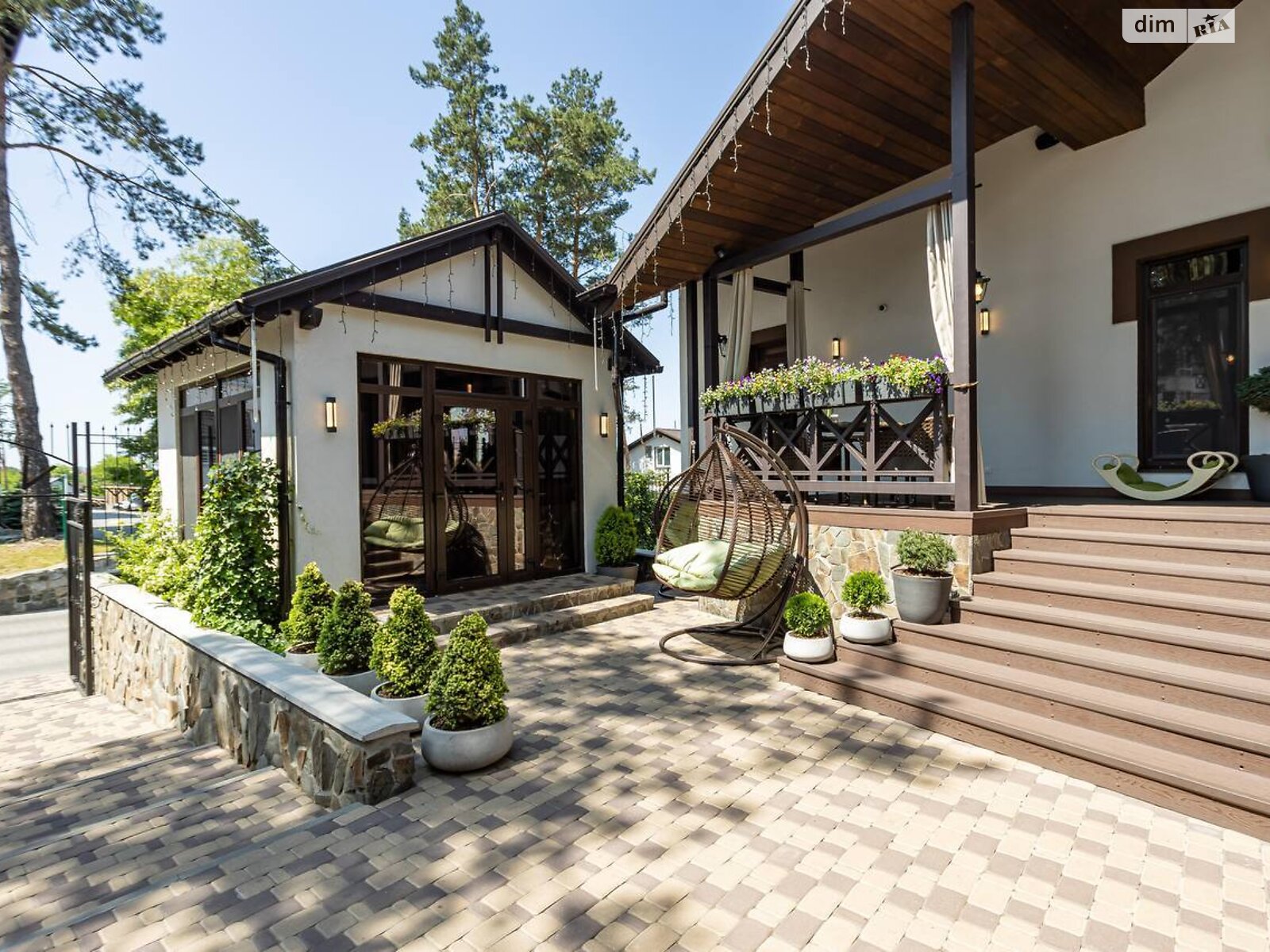 Комерційне приміщення в Зазим’ї, вул. Лісова, ціна продажу: 1 250 000 доларів за об’єкт фото 1 Комерційне приміщення в Зазим’ї, вул. Лісова, ціна продажу: 1 250 000 доларів за об’єкт фото 1