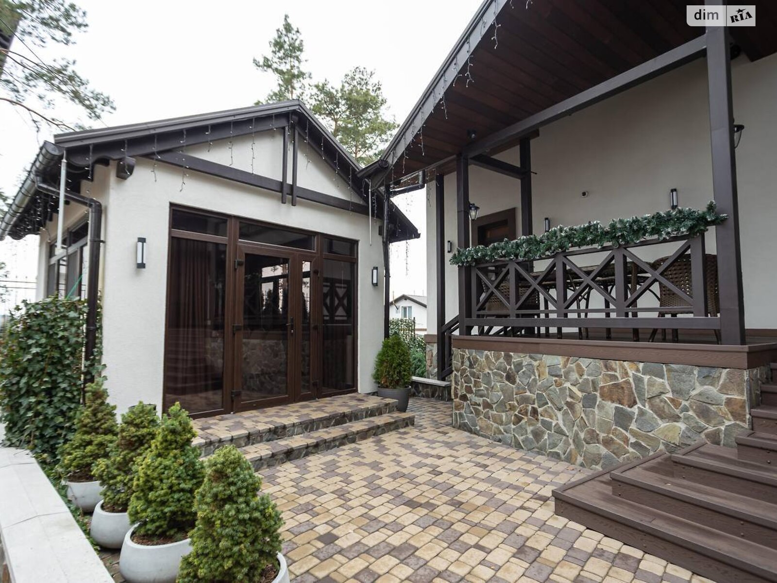 Комерційне приміщення в Зазим’ї, вул. Лісова, ціна продажу: 1 250 000 доларів за об’єкт фото 1 Комерційне приміщення в Зазим’ї, вул. Лісова, ціна продажу: 1 250 000 доларів за об’єкт фото 1