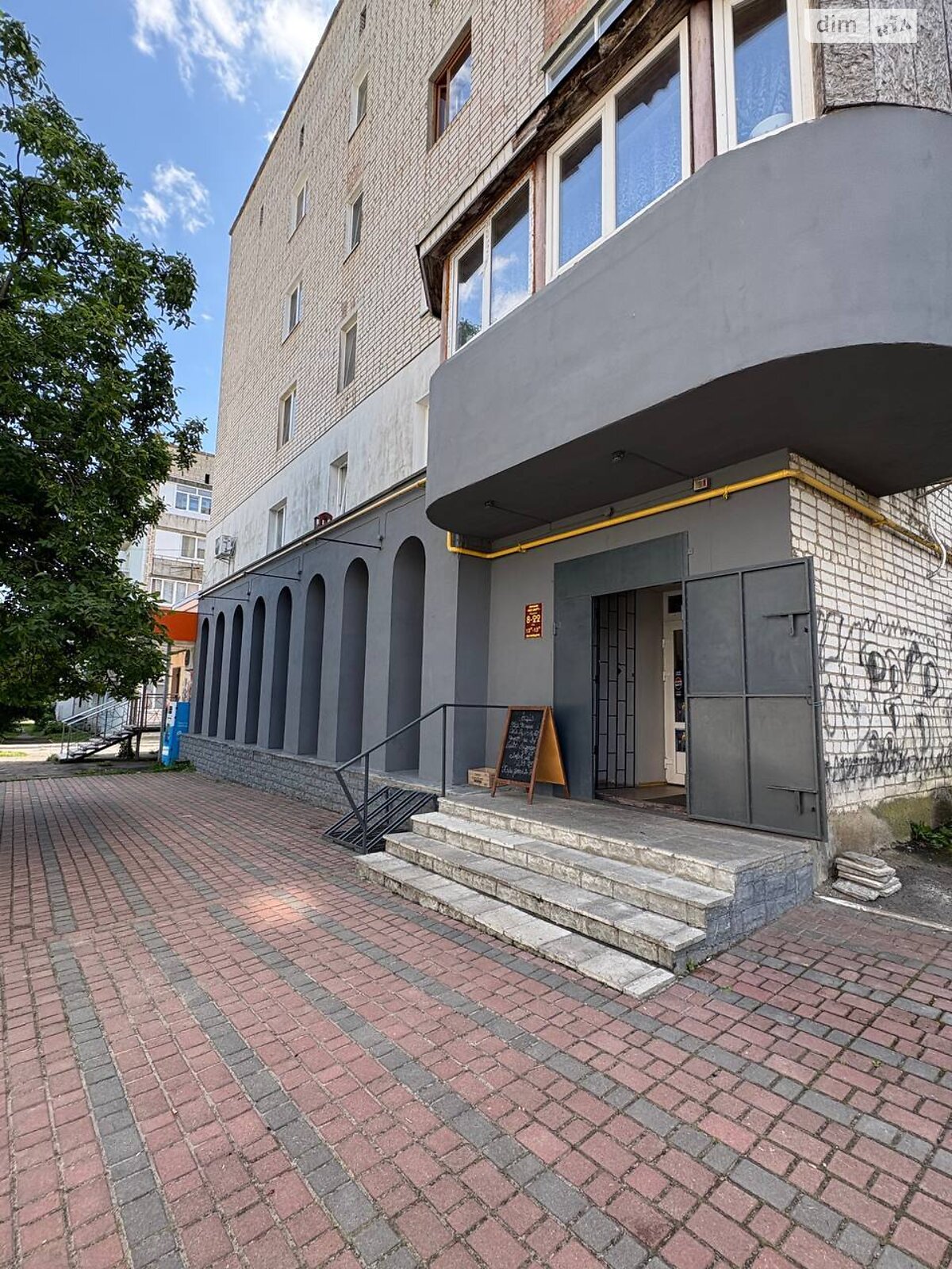 Комерційне приміщення в Здолбунові, продаж по Гетьмана Сагайдачного (2-го Лютого) вулиця 6А, район 6-та школа, ціна: 250 000 доларів за об’єкт фото 1 Комерційне приміщення в Здолбунові, продаж по Гетьмана Сагайдачного (2-го Лютого) вулиця 6А, район 6-та школа, ціна: 250 000 доларів за об’єкт фото 1