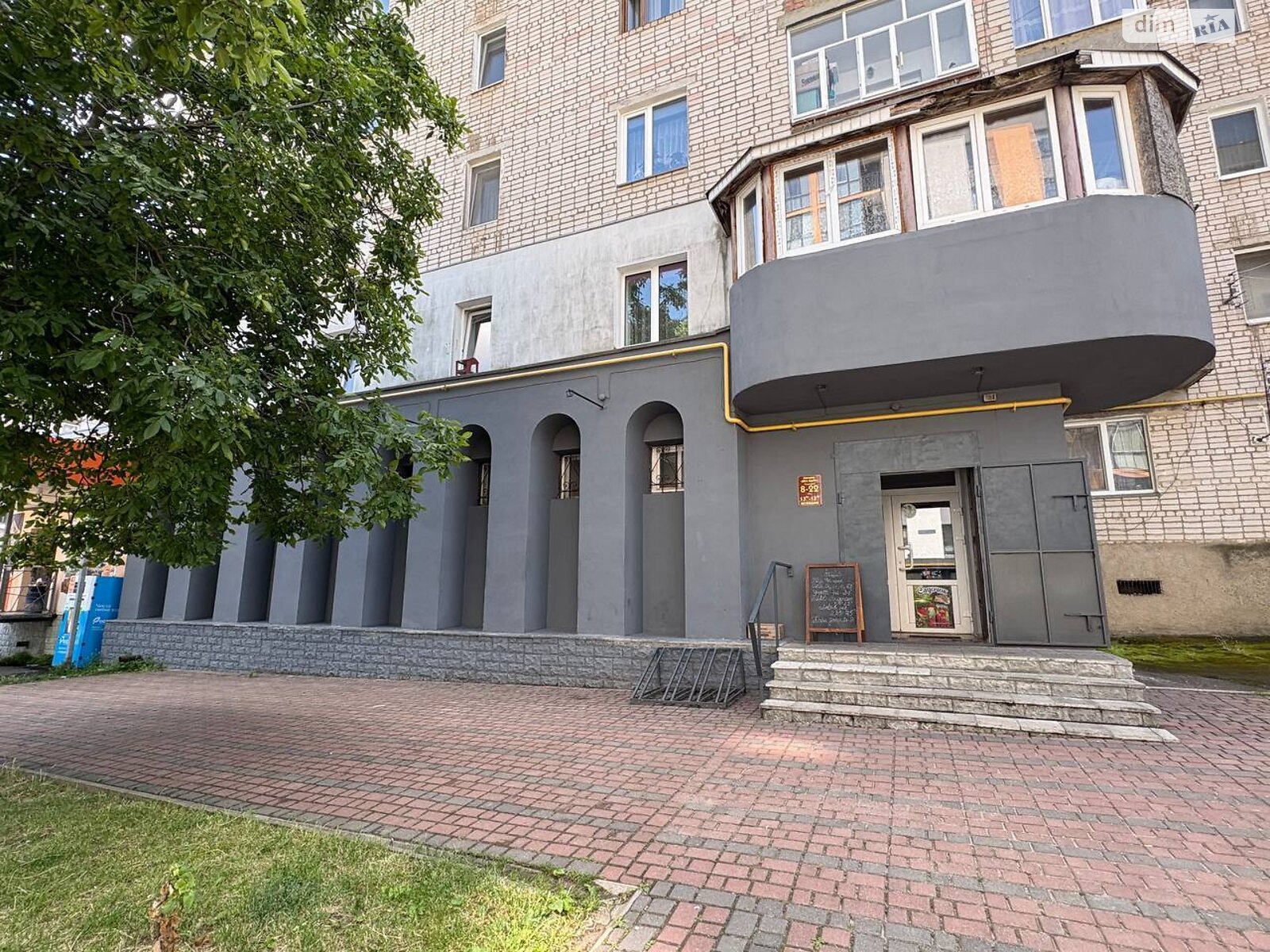 Комерційне приміщення в Здолбунові, продаж по Гетьмана Сагайдачного (2-го Лютого) вулиця 6А, район 6-та школа, ціна: 250 000 доларів за об’єкт фото 1 Комерційне приміщення в Здолбунові, продаж по Гетьмана Сагайдачного (2-го Лютого) вулиця 6А, район 6-та школа, ціна: 250 000 доларів за об’єкт фото 1