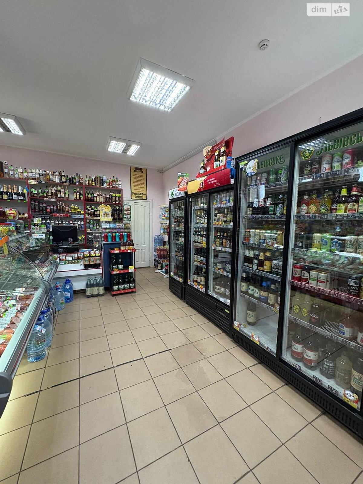 Комерційне приміщення в Здолбунові, продаж по Гетьмана Сагайдачного (2-го Лютого) вулиця 6А, район 6-та школа, ціна: 250 000 доларів за об’єкт фото 1 Комерційне приміщення в Здолбунові, продаж по Гетьмана Сагайдачного (2-го Лютого) вулиця 6А, район 6-та школа, ціна: 250 000 доларів за об’єкт фото 1