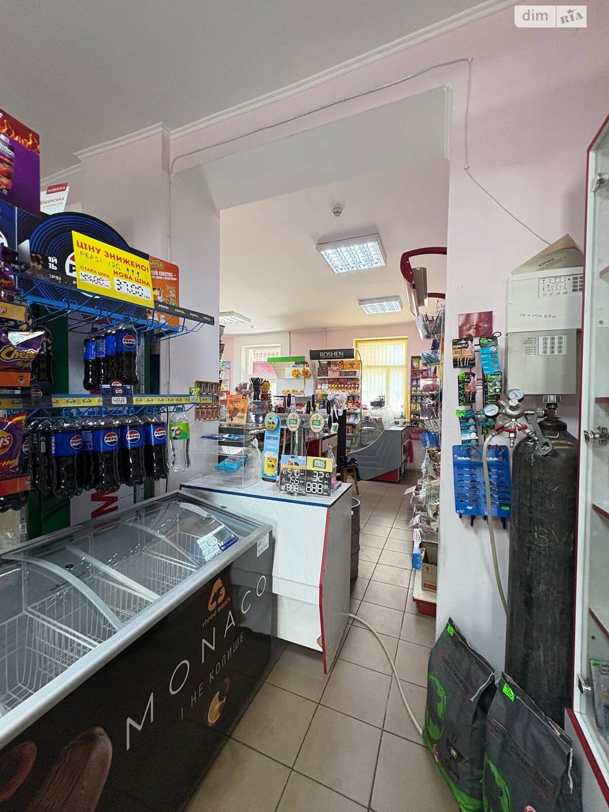 Комерційне приміщення в Здолбунові, продаж по Гетьмана Сагайдачного (2-го Лютого) вулиця 6А, район 6-та школа, ціна: 250 000 доларів за об’єкт фото 1 Комерційне приміщення в Здолбунові, продаж по Гетьмана Сагайдачного (2-го Лютого) вулиця 6А, район 6-та школа, ціна: 250 000 доларів за об’єкт фото 1