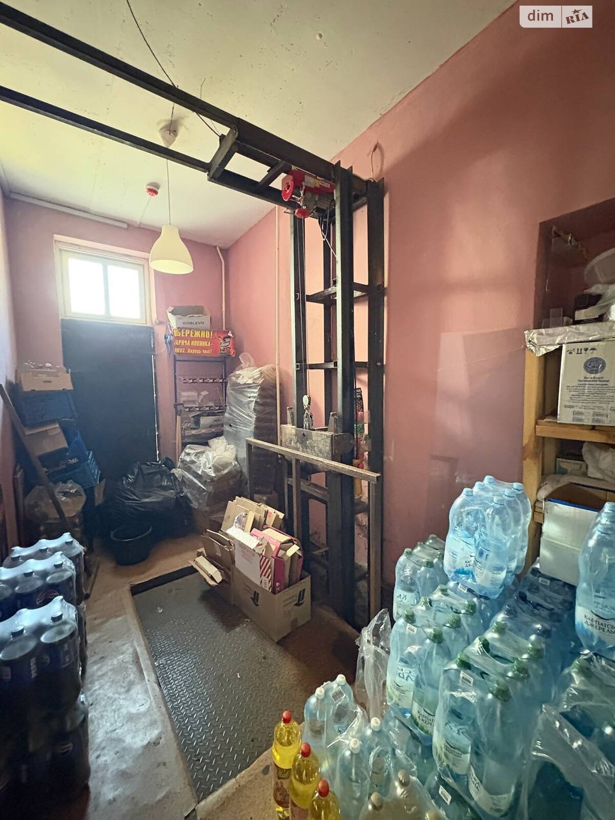 Комерційне приміщення в Здолбунові, продаж по Гетьмана Сагайдачного (2-го Лютого) вулиця 6А, район 6-та школа, ціна: 250 000 доларів за об’єкт фото 1 Комерційне приміщення в Здолбунові, продаж по Гетьмана Сагайдачного (2-го Лютого) вулиця 6А, район 6-та школа, ціна: 250 000 доларів за об’єкт фото 1