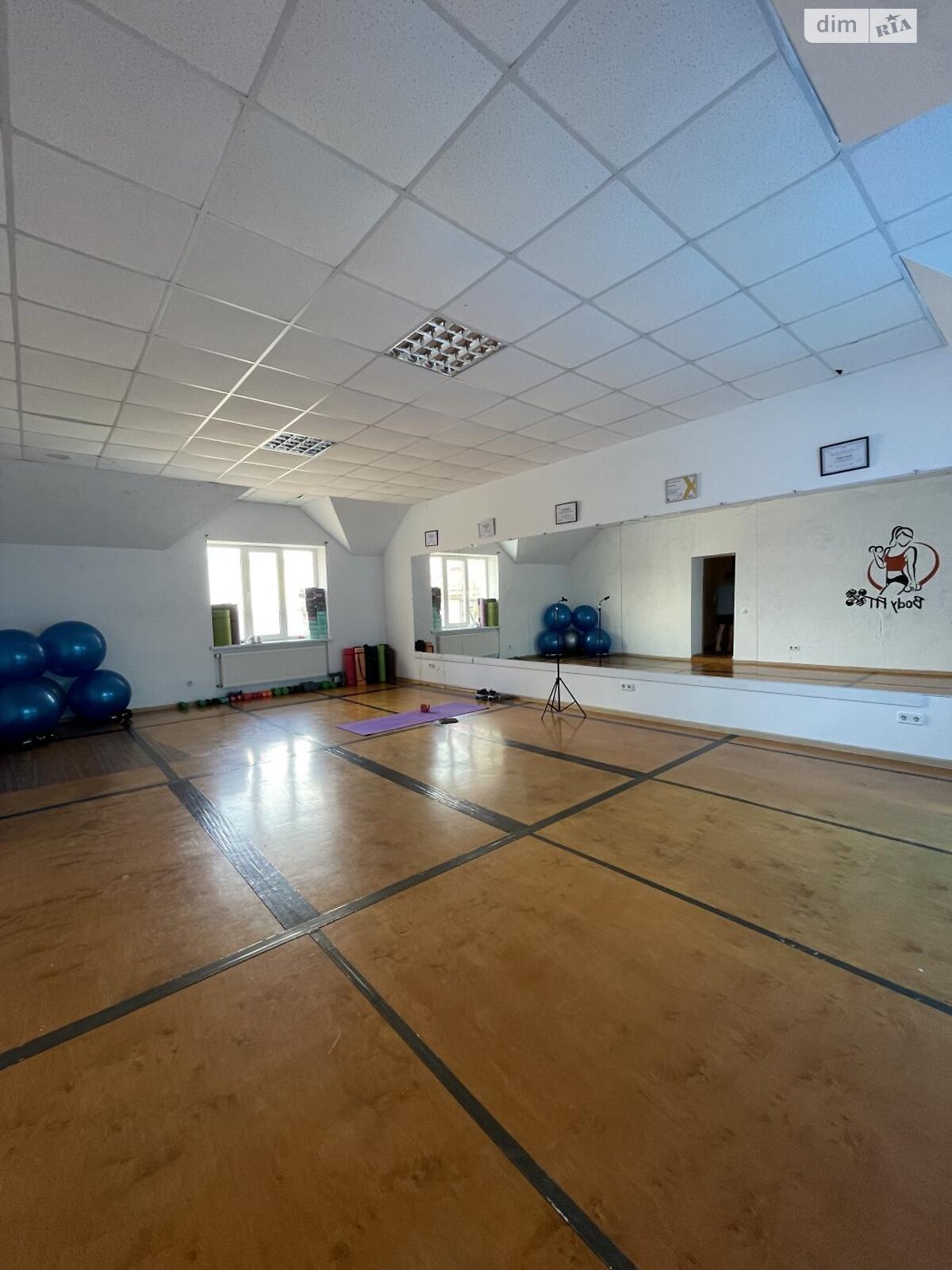 Коммерческое помещение в Здолбунове, Старицького, цена: продажи 220 000 долларов за объект фото 1 Коммерческое помещение в Здолбунове, Старицького, цена продажи: 220 000 долларов за объект фото 1