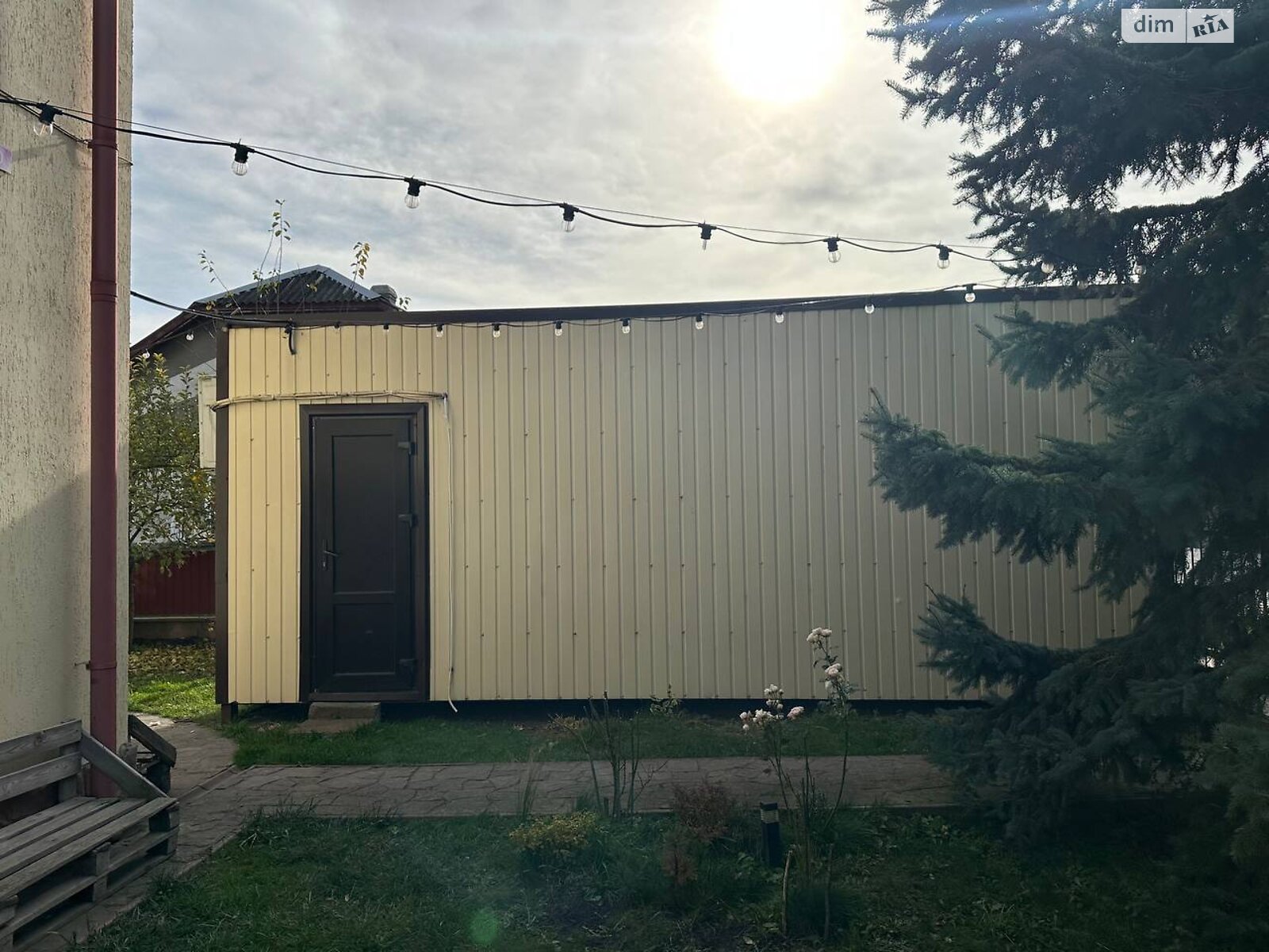 Коммерческое помещение в Зубове, Стависская улица 11, цена продажи: 5 500 долларов за объект фото 1