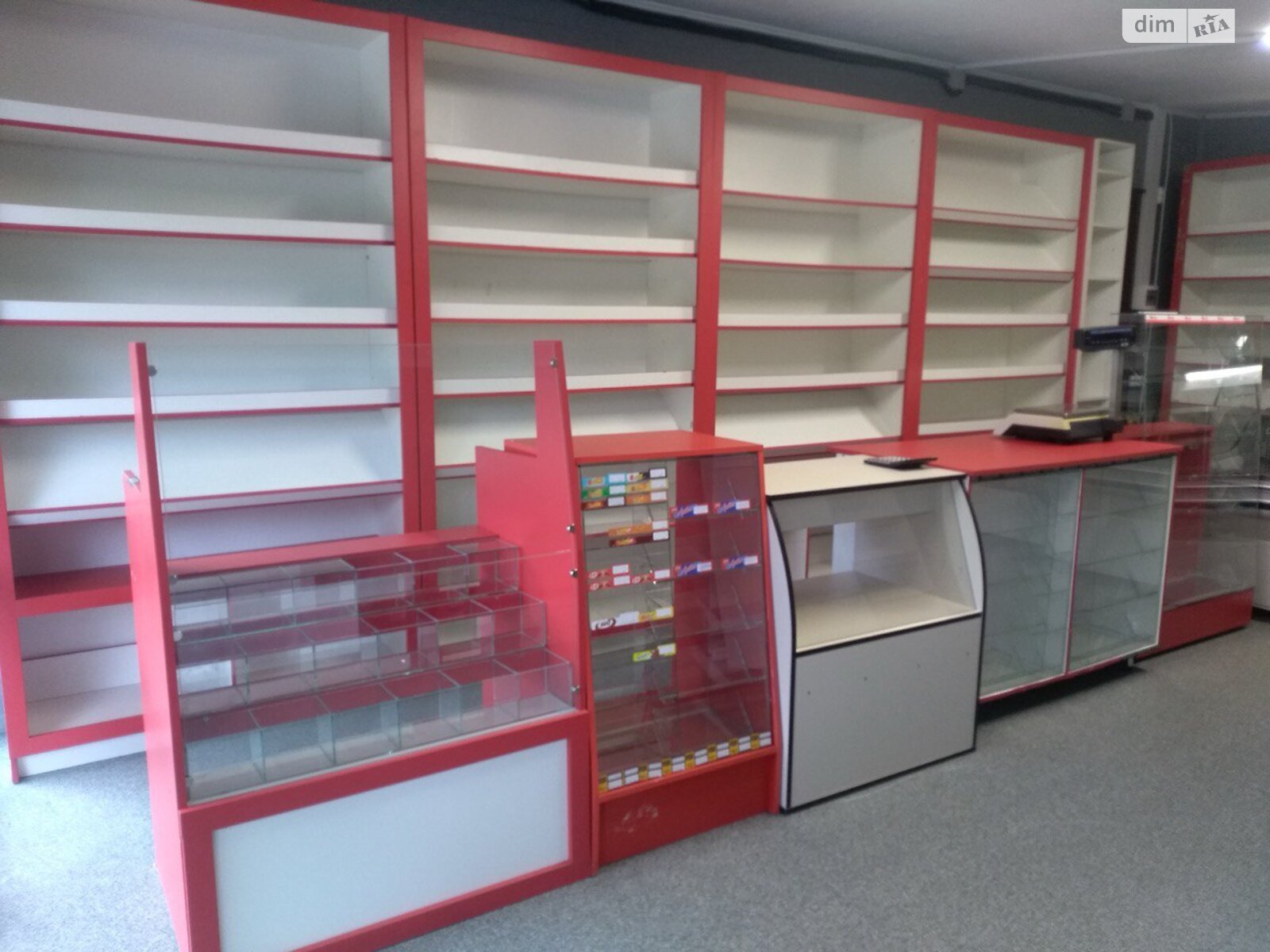 Коммерческое помещение в Зубове, Стависская улица 11, цена продажи: 5 500 долларов за объект фото 1