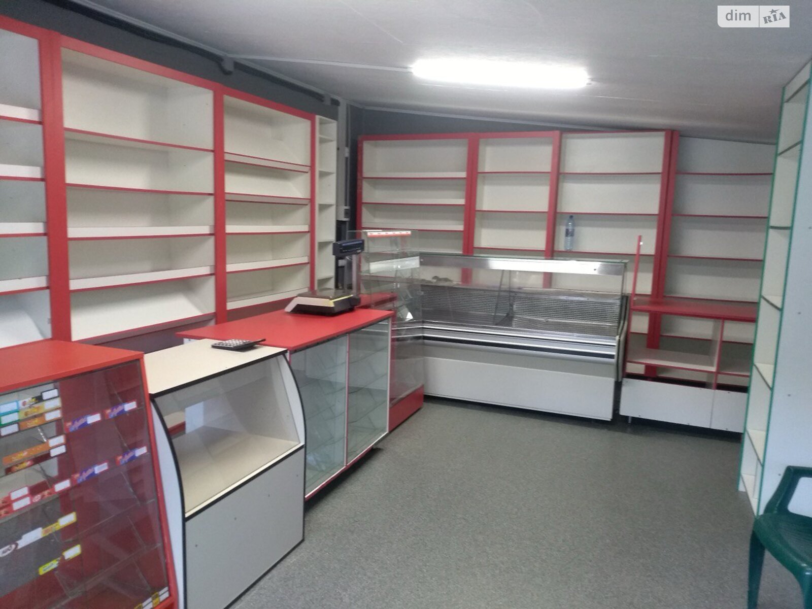 Коммерческое помещение в Зубове, Стависская улица 11, цена продажи: 5 500 долларов за объект фото 1