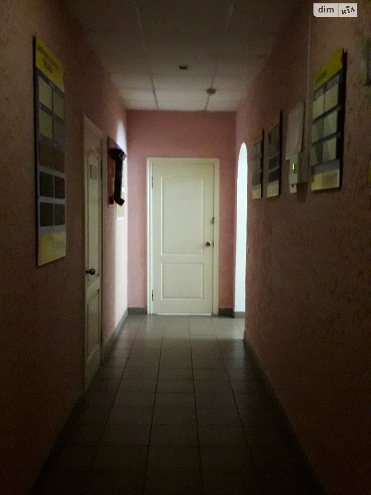 Коммерческое помещение в Звягеле, Василия Карпенко (Герцена) улица 8, цена: продажи 350 000 долларов за объект фото 1 Коммерческое помещение в Звягеле, Василия Карпенко (Герцена) улица 8, цена продажи: 350 000 долларов за объект фото 1