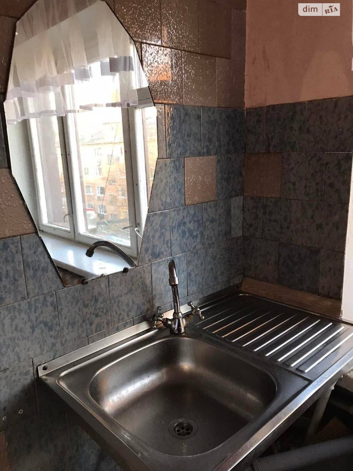 Комната в Белой Церкви, на ул. Шолом-Алейхема, кв. 80,82 в районе Центр на продажу фото 1 Комната в Белой Церкви, на ул. Шолом-Алейхема, кв. 80,82 в районе Центр на продажу фото 1