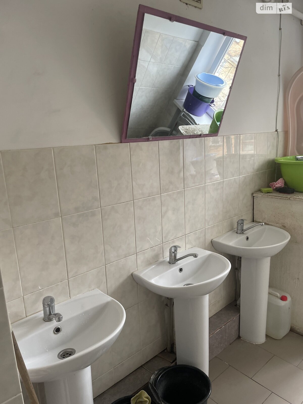 Кімната в Броварах на вул. Олега Онікієнка 10 в районі Торгмаш на продаж фото 1 Кімната в Броварах на вул. Олега Онікієнка 10 в районі Торгмаш на продаж фото 1