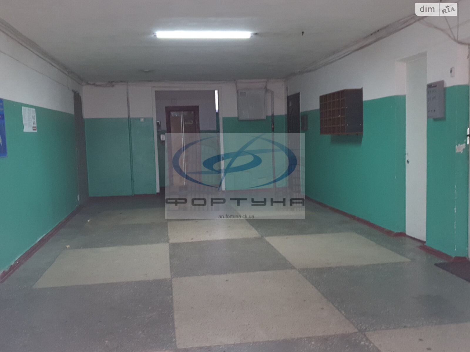 Комната в Черкассах, на ул. Панченко Алексея 7 в районе Луначарский на продажу фото 1 Комната в Черкассах, на ул. Панченко Алексея 7 в районе Луначарский на продажу фото 1